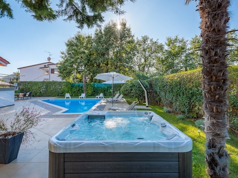Successful Airbnb property: Villa Martimar with pool and whirpool in Istria in Stranići Kod Nove Vasi