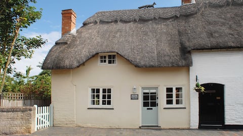 Old Fox Cottage, Bretforton, Cotswolds