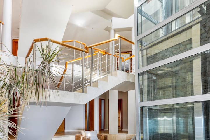 Oryx Retreat Villa- Cape Concierge gallery image 2