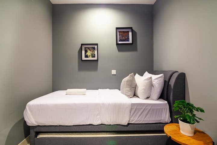 საძინებელი 4