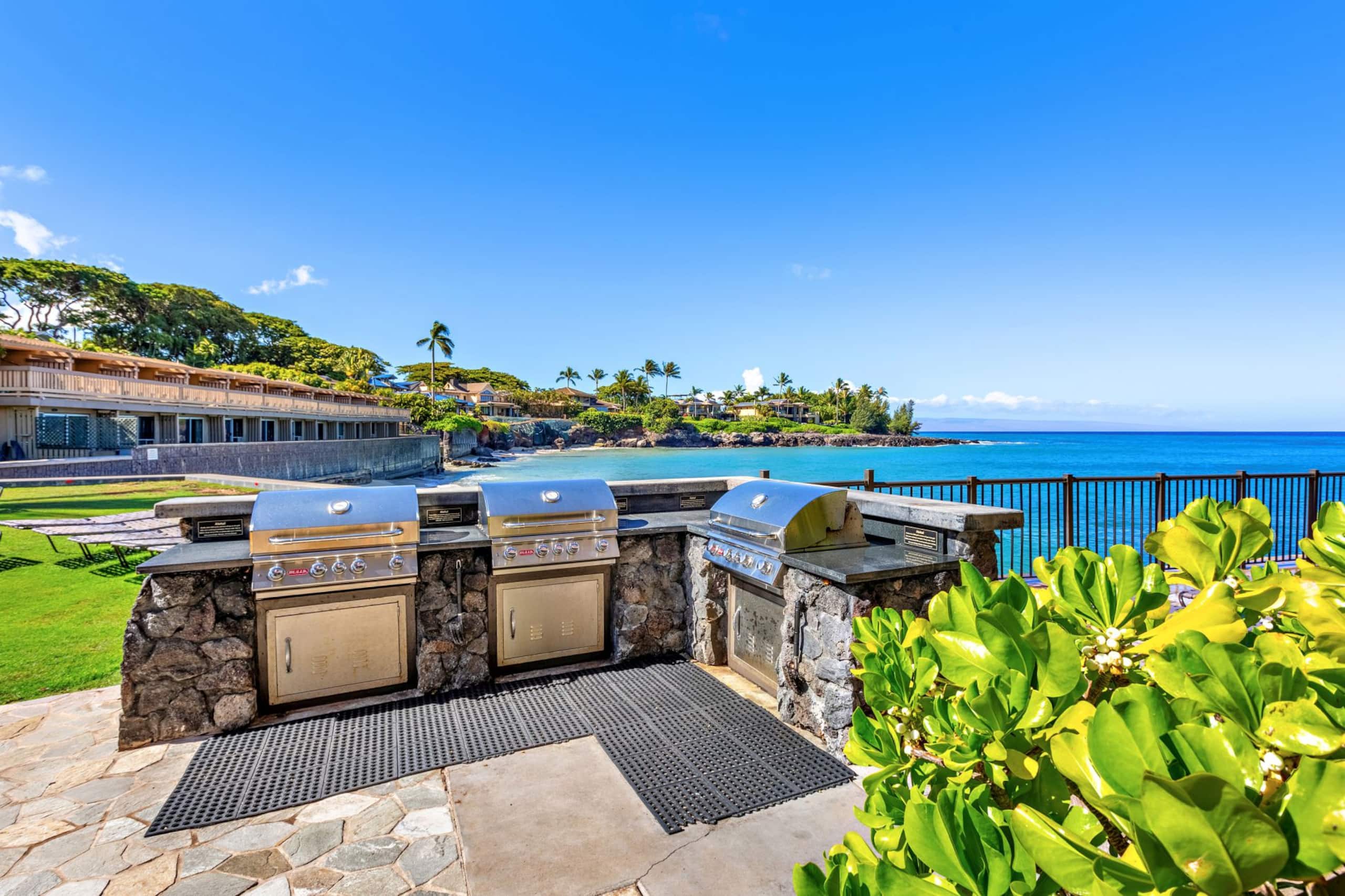 Condo in Lahaina · ★4.0 · 2 bedrooms · 4 beds · 2.5 baths - Image 51