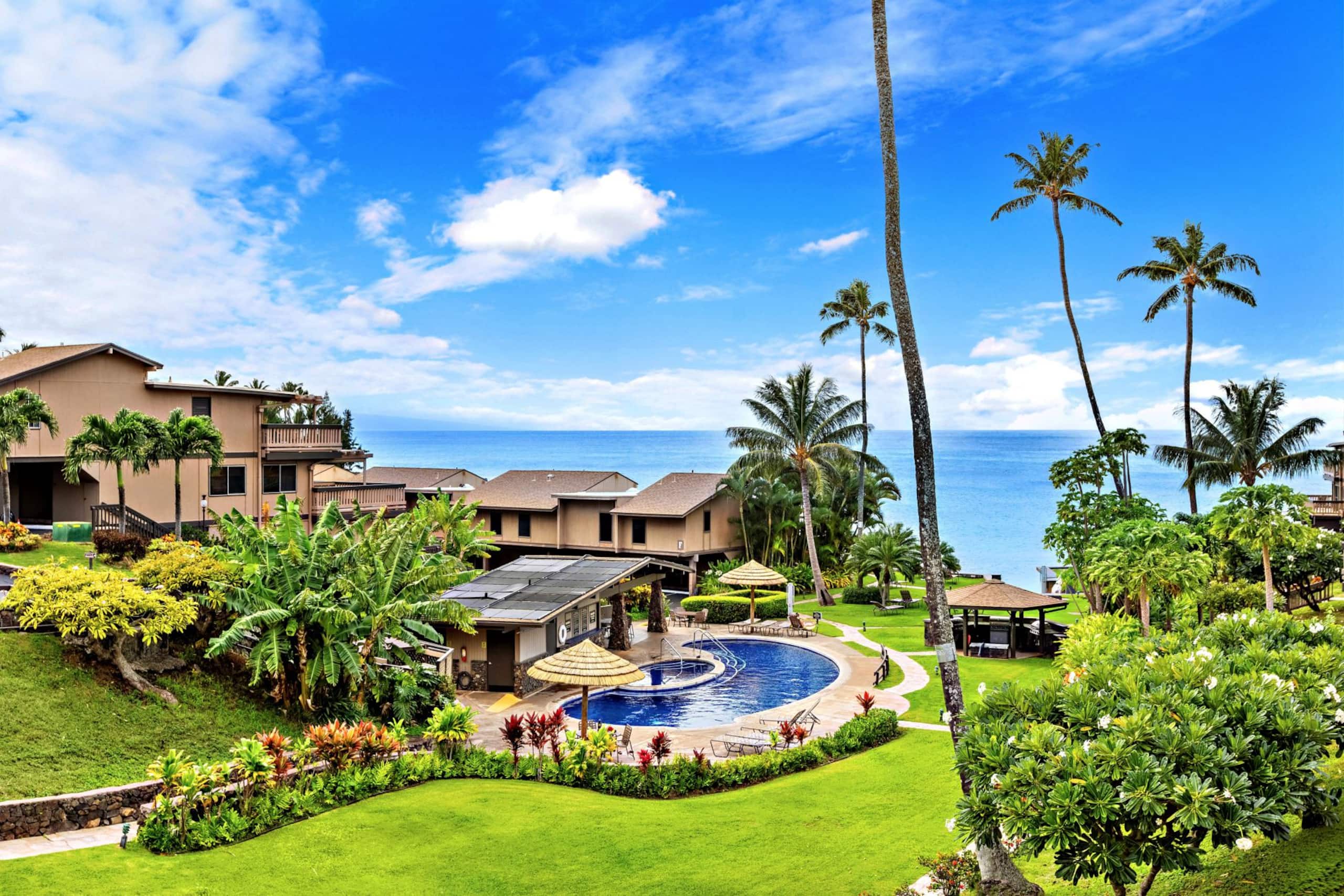 Condo in Lahaina · ★4.0 · 2 bedrooms · 4 beds · 2.5 baths - Image 35