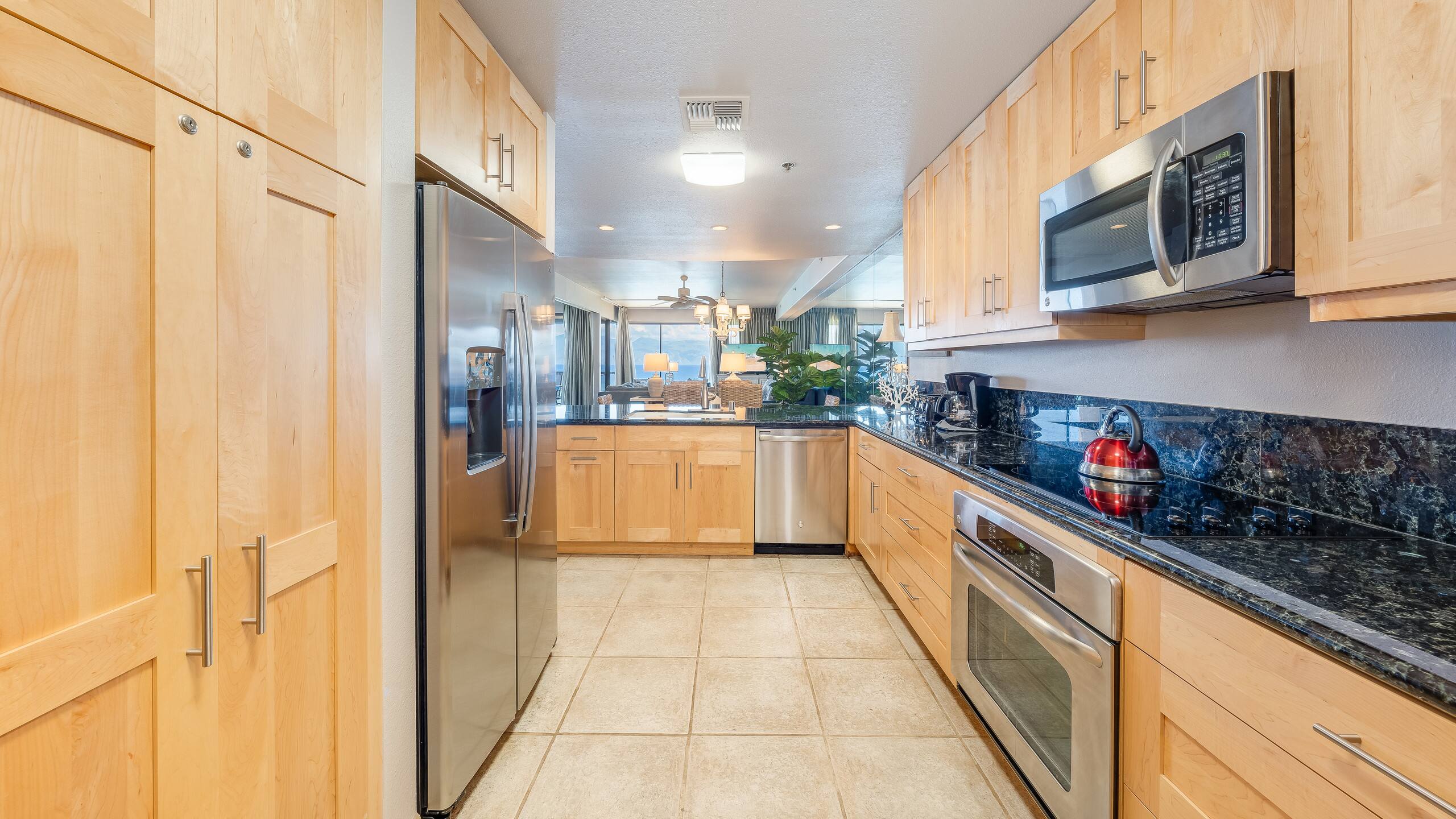 Condo in Lahaina · ★4.9 · 2 bedrooms · 4 beds · 2 baths - Image 14