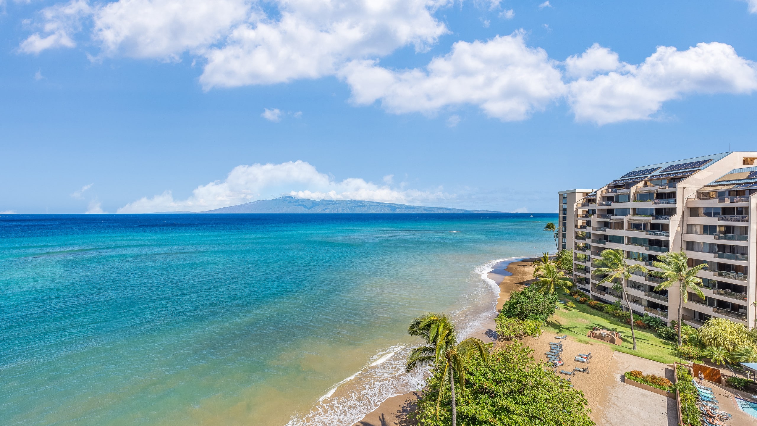 Condo in Lahaina · ★4.9 · 2 bedrooms · 4 beds · 2 baths - Image 1