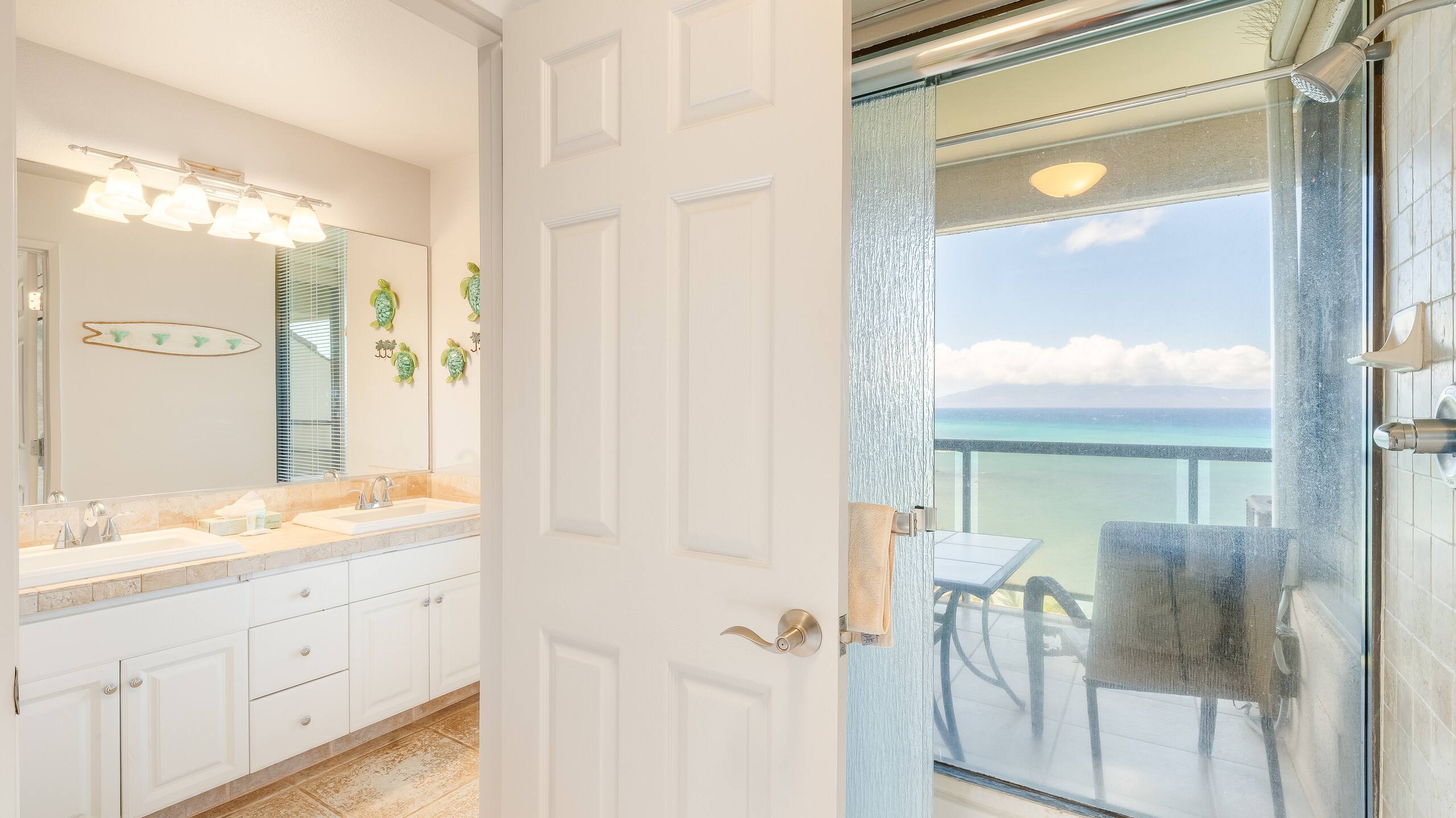 Condo in Lahaina · ★4.9 · 2 bedrooms · 4 beds · 2 baths - Image 35