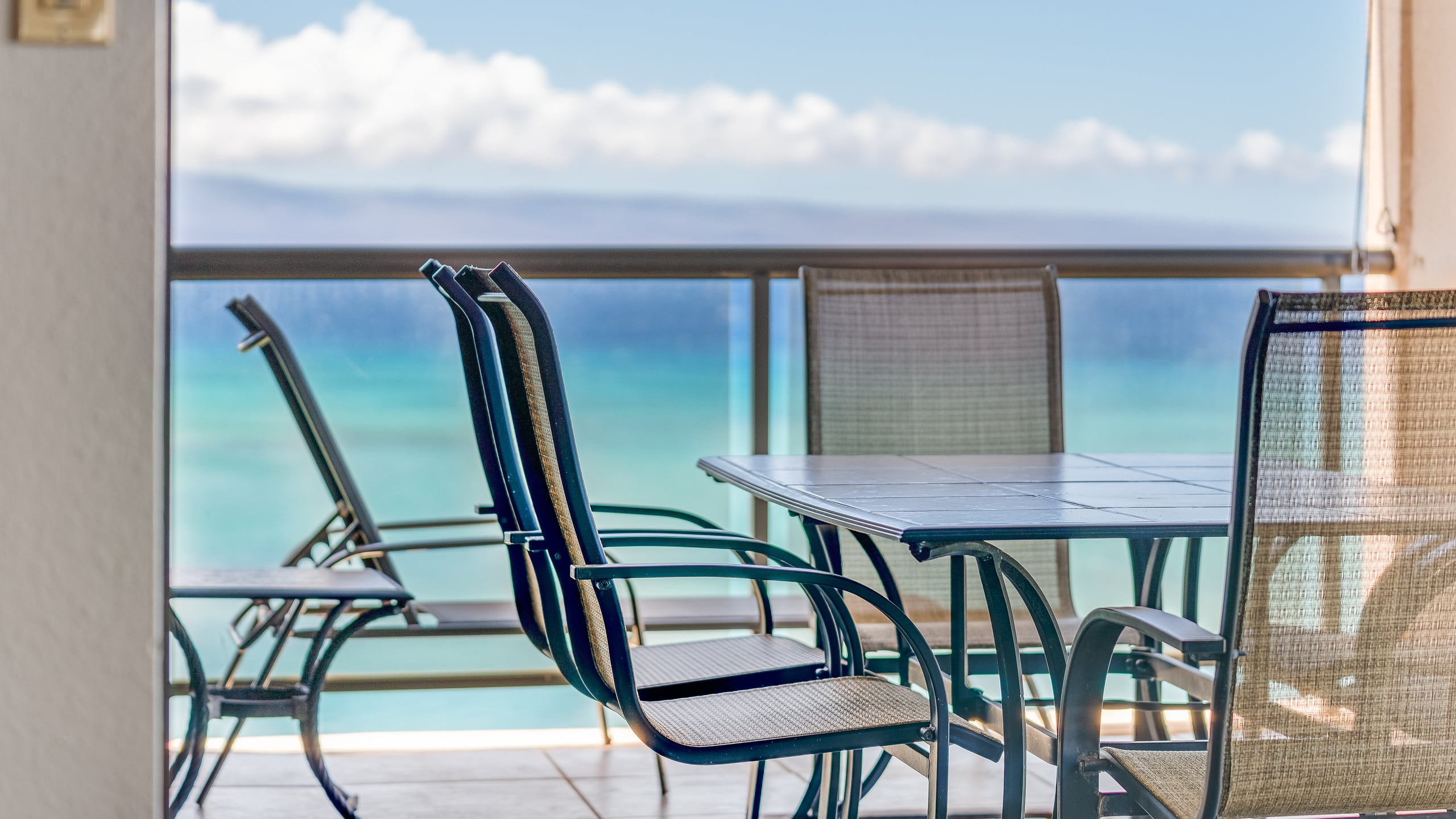 Condo in Lahaina · ★4.9 · 2 bedrooms · 4 beds · 2 baths - Image 45