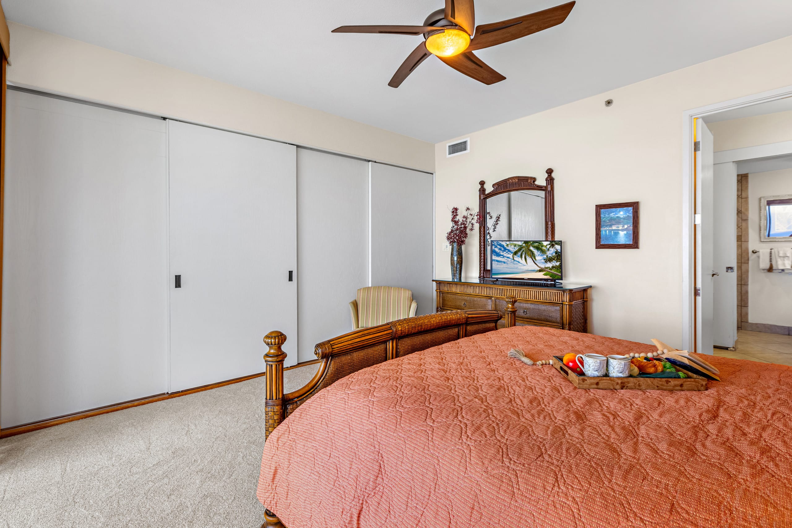 Condo in Lahaina · ★4.86 · 2 bedrooms · 4 beds · 2 baths - Image 21
