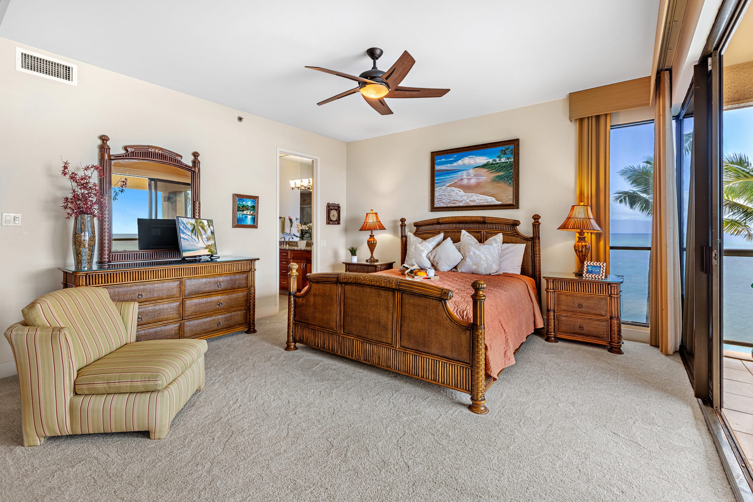 Condo in Lahaina · ★4.86 · 2 bedrooms · 4 beds · 2 baths - Image 19