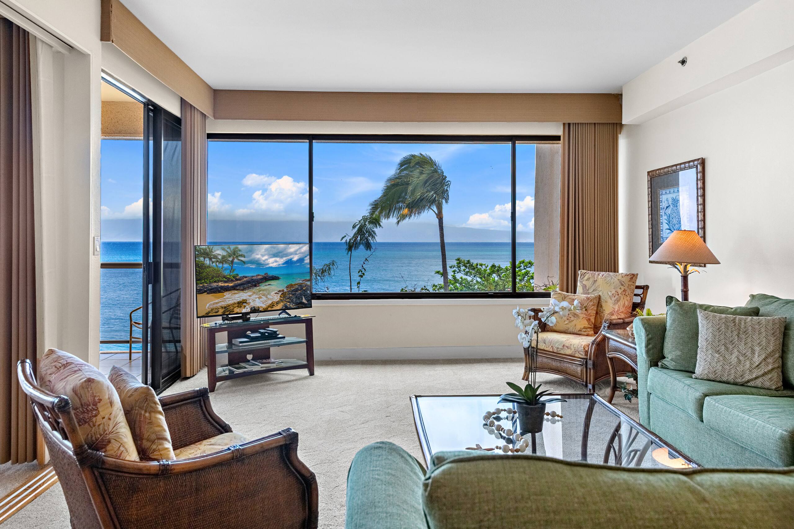 Condo in Lahaina · ★4.86 · 2 bedrooms · 4 beds · 2 baths - Image 3
