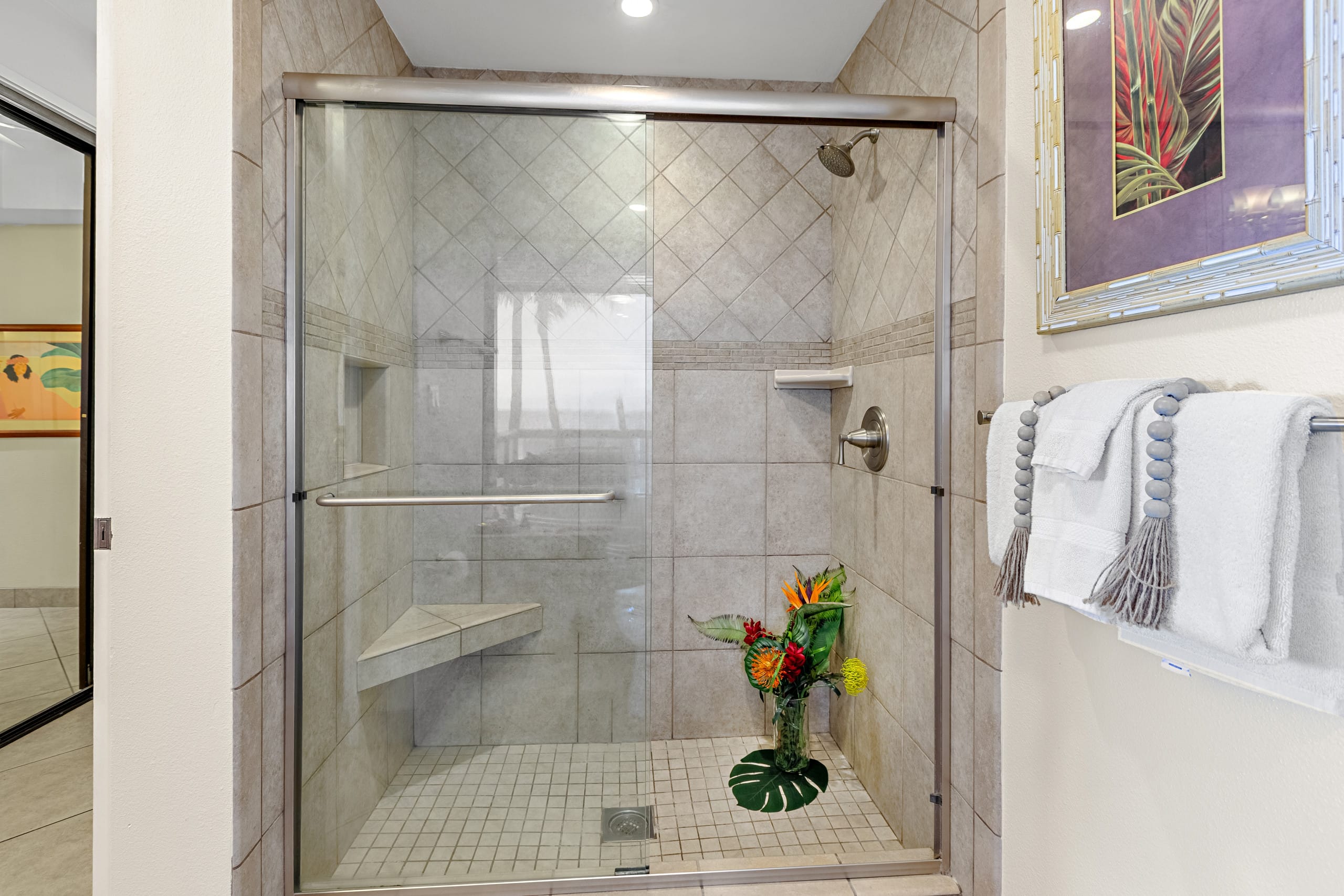 Condo in Lahaina · ★4.86 · 2 bedrooms · 4 beds · 2 baths - Image 29