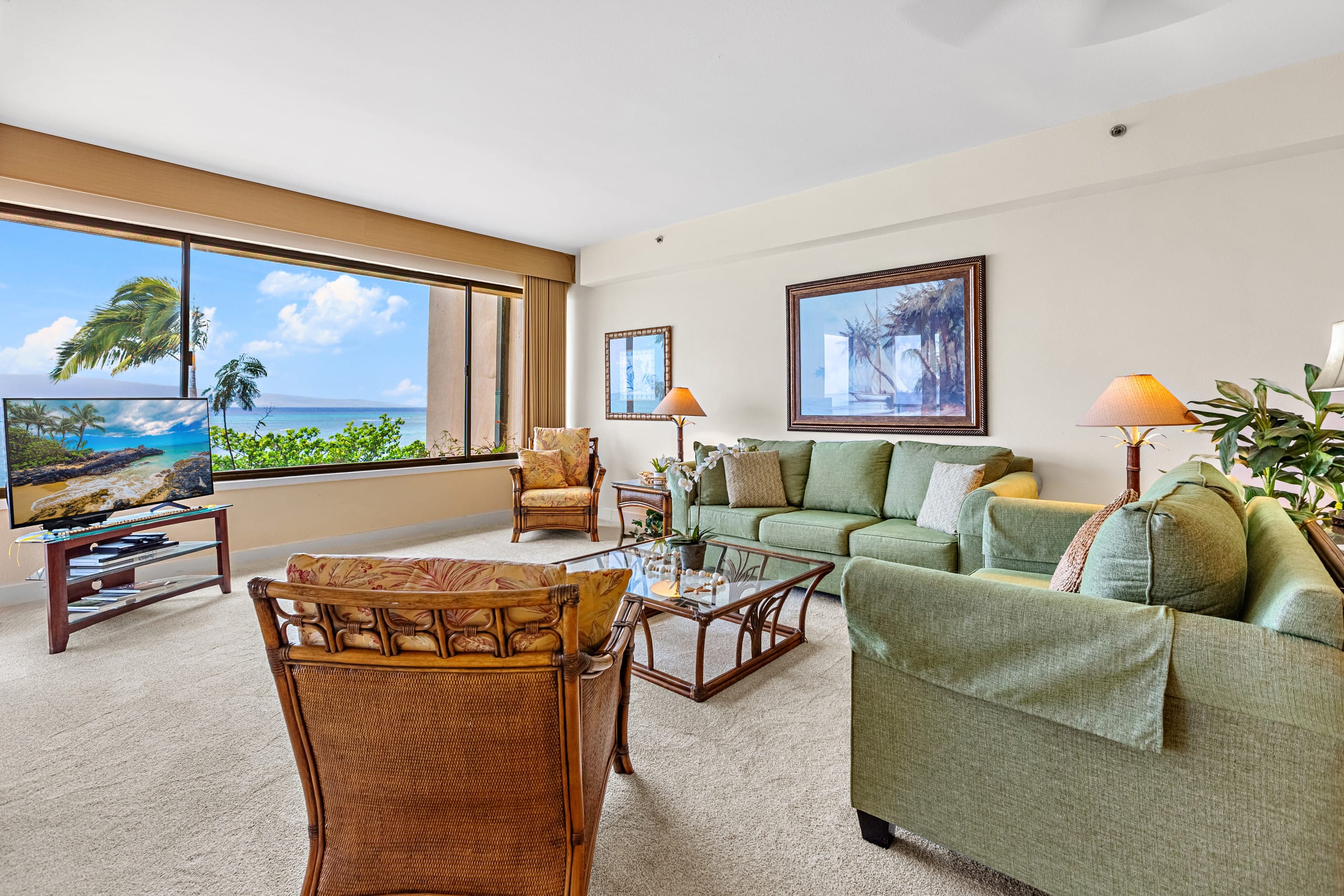 Condo in Lahaina · ★4.86 · 2 bedrooms · 4 beds · 2 baths - Image 5