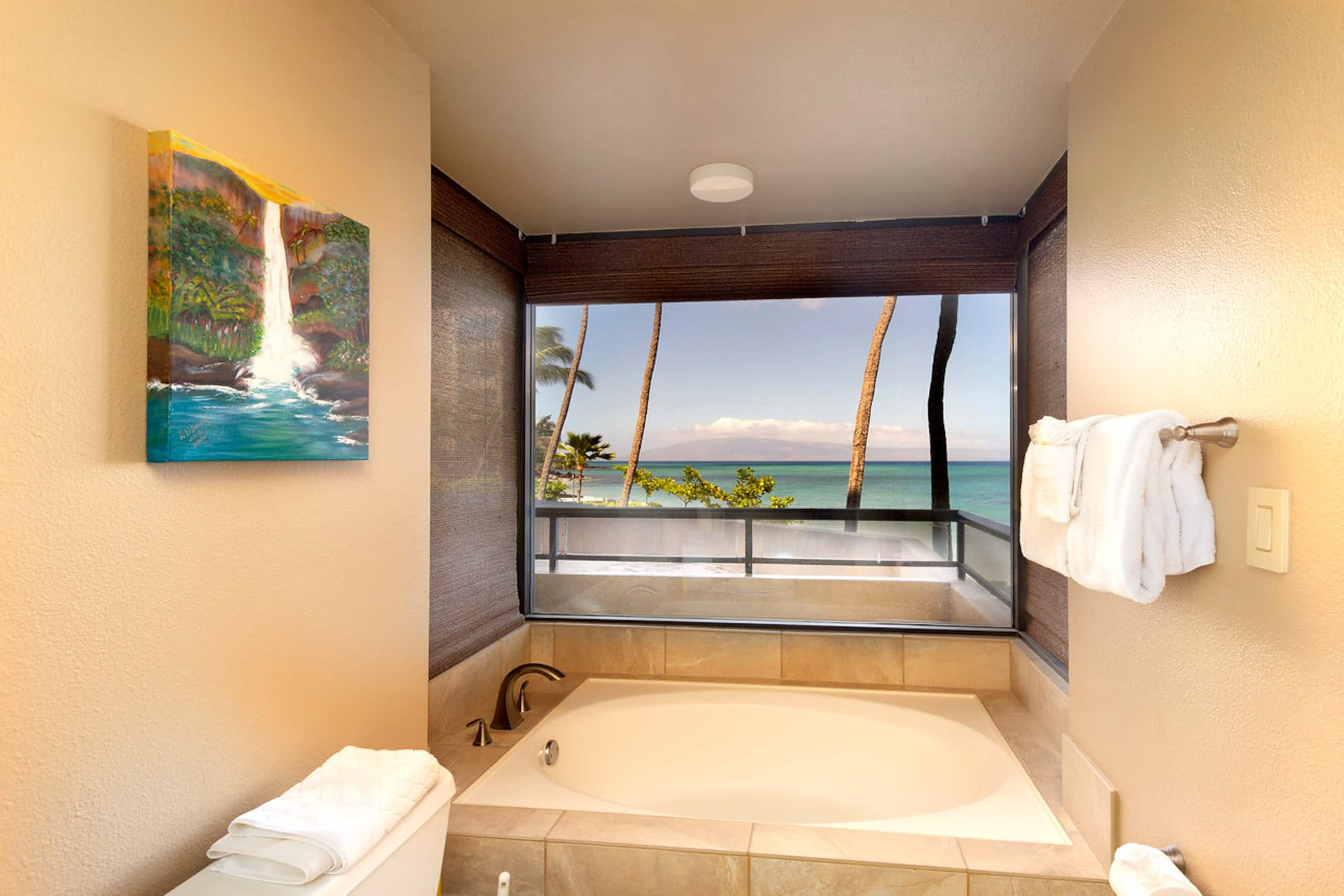 Condo in Lahaina · ★5.0 · 2 bedrooms · 3 beds · 2 baths - Image 14