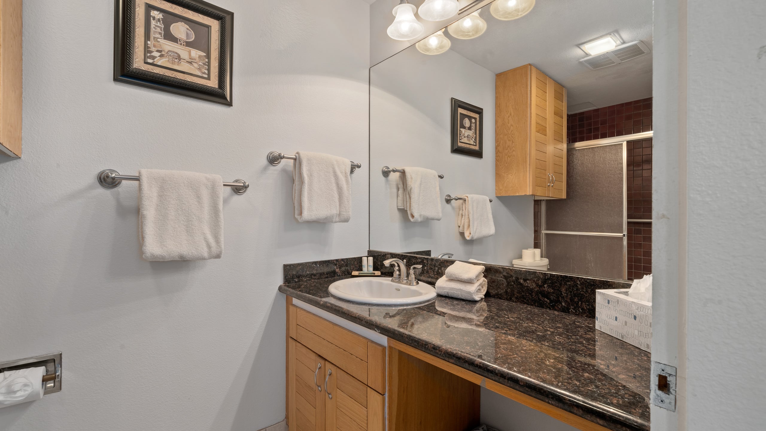 Condo in Lahaina · ★4.53 · 1 bedroom · 2 beds · 2 private baths - Image 29