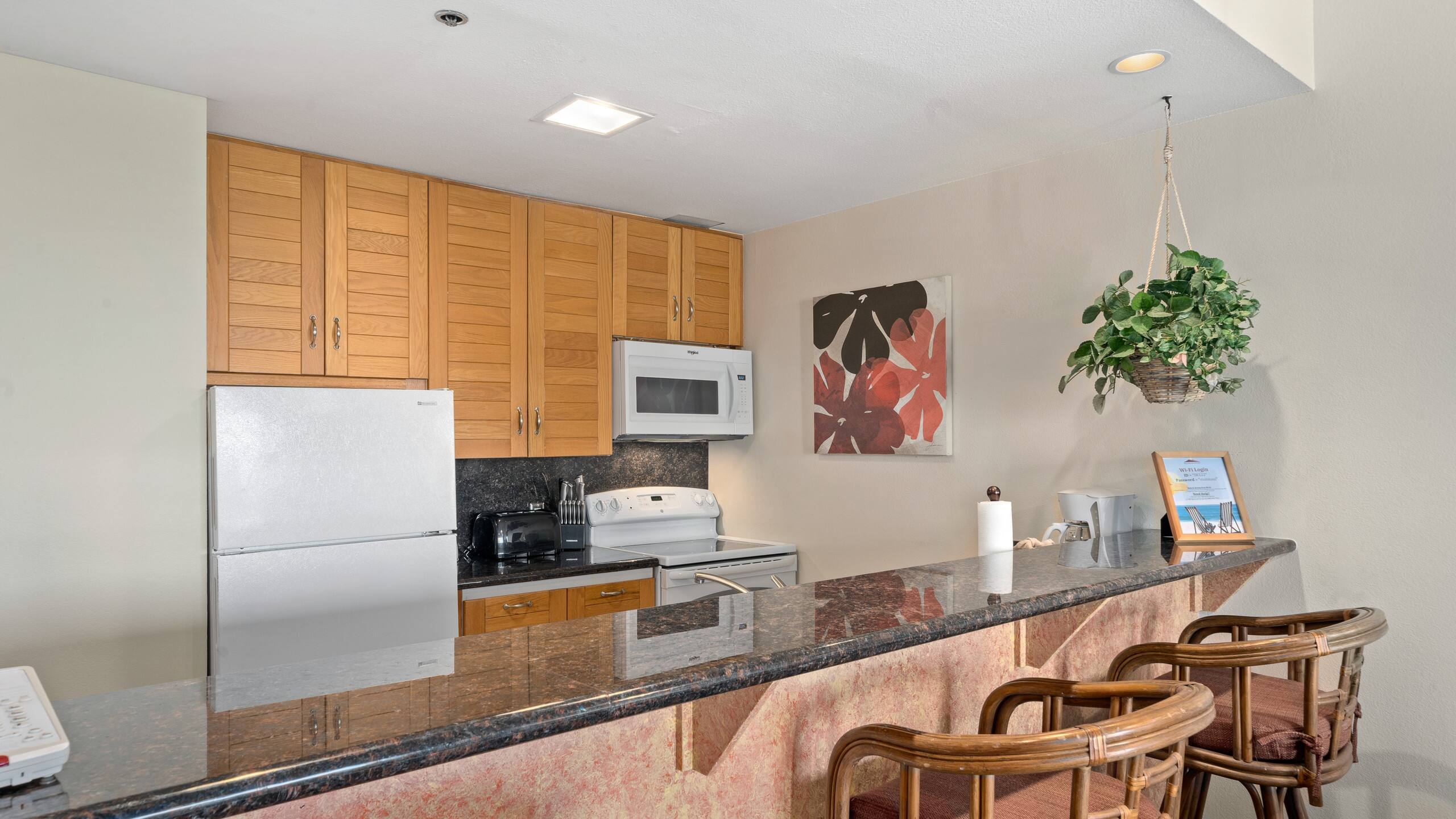 Condo in Lahaina · ★4.53 · 1 bedroom · 2 beds · 2 private baths - Image 10