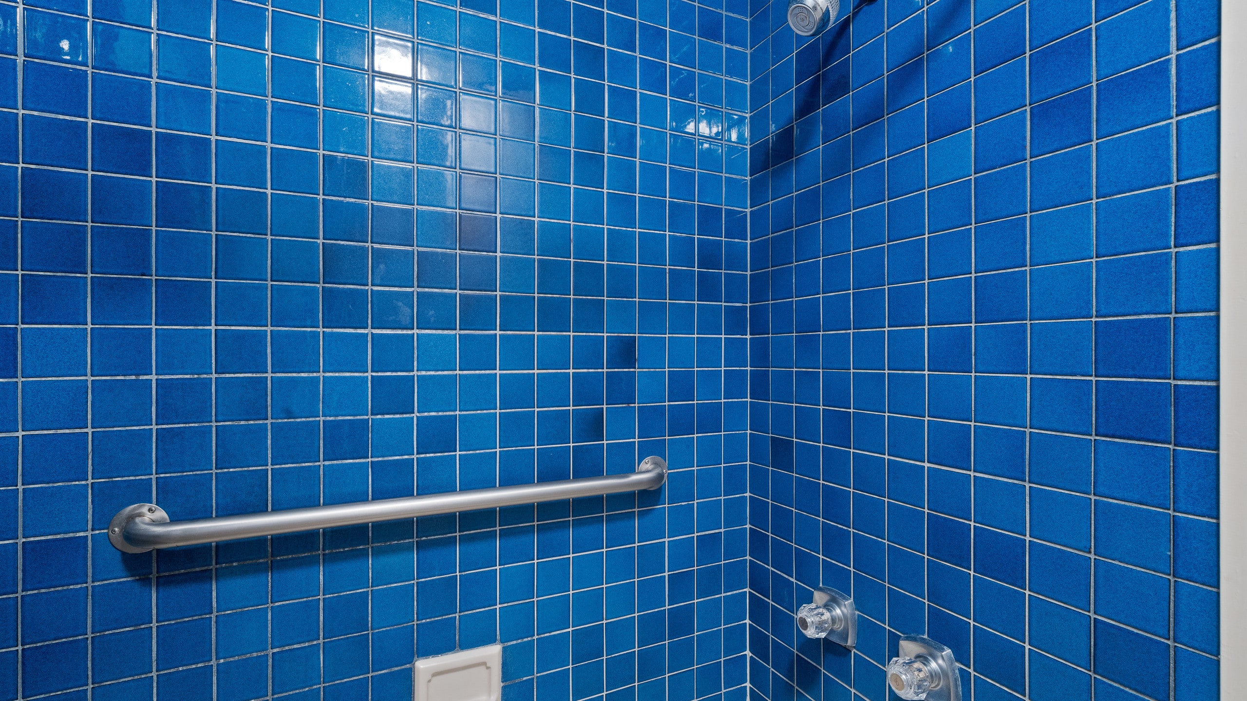 Condo in Lahaina · ★4.53 · 1 bedroom · 2 beds · 2 private baths - Image 33