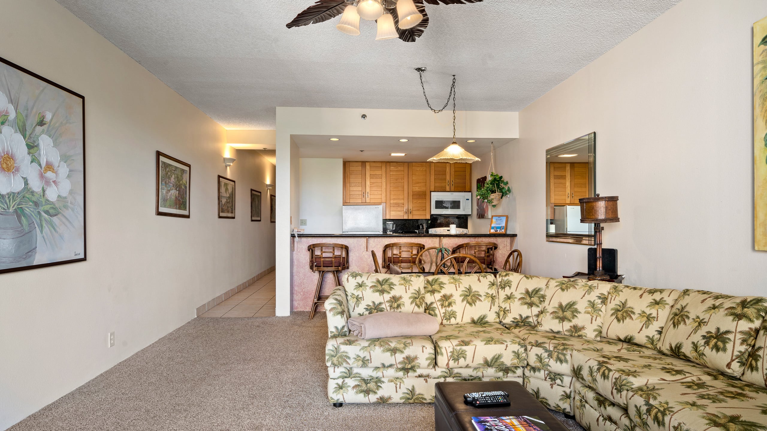 Condo in Lahaina · ★4.53 · 1 bedroom · 2 beds · 2 private baths - Image 2