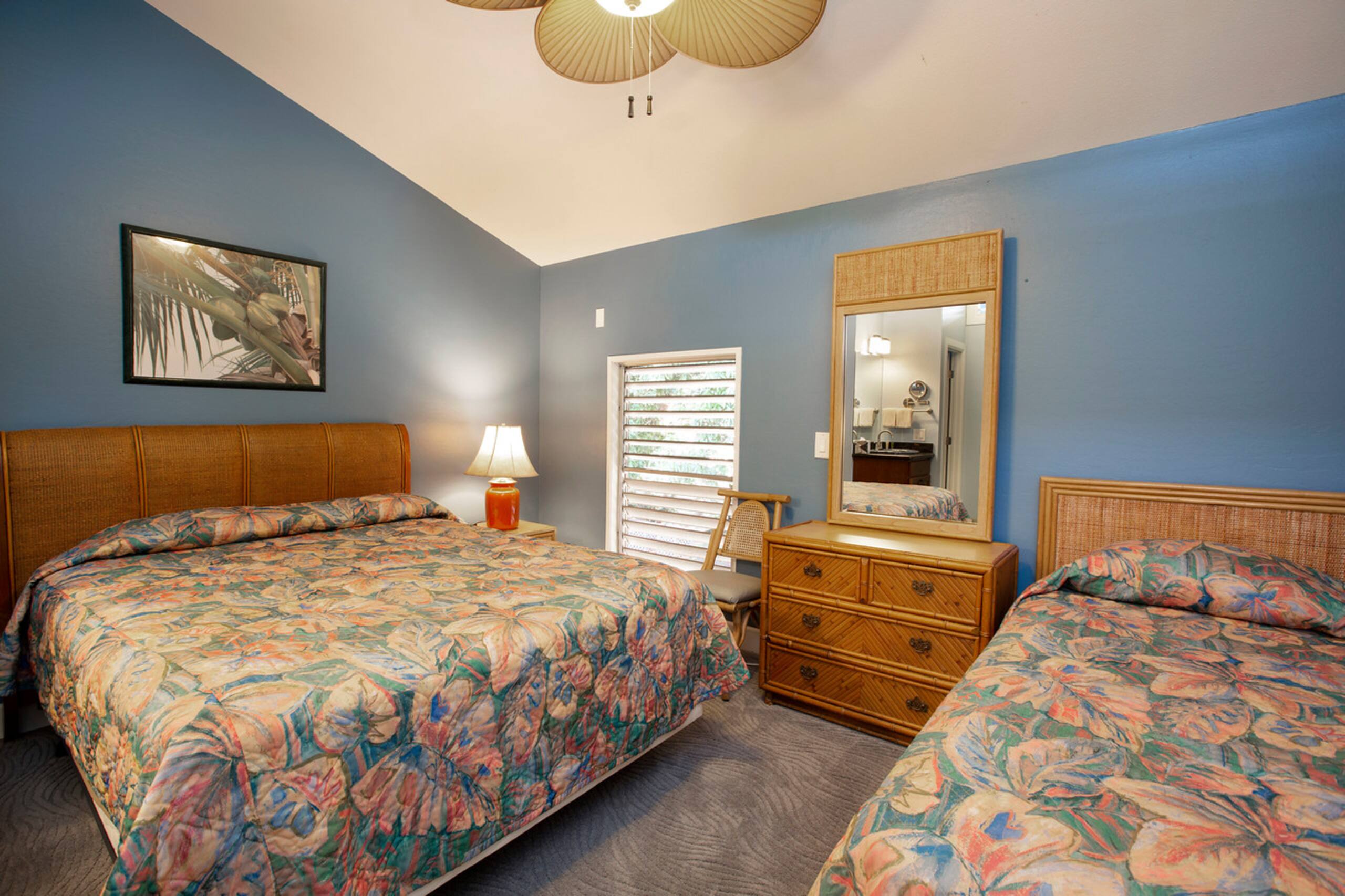 Condo in Lahaina · ★4.43 · 2 bedrooms · 4 beds · 2.5 private baths - Image 14