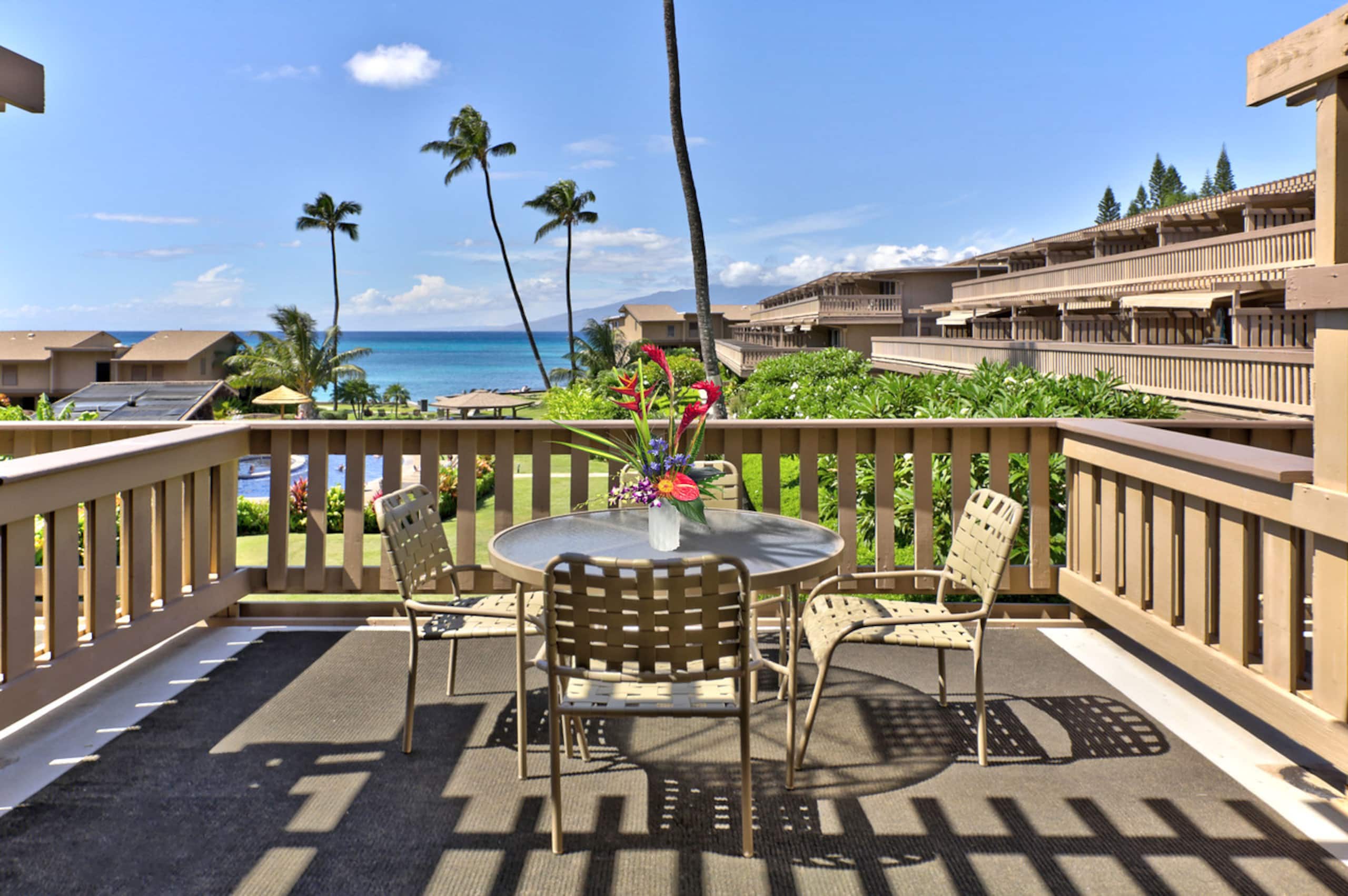 Condo in Lahaina · ★4.43 · 2 bedrooms · 4 beds · 2.5 private baths - Image 1