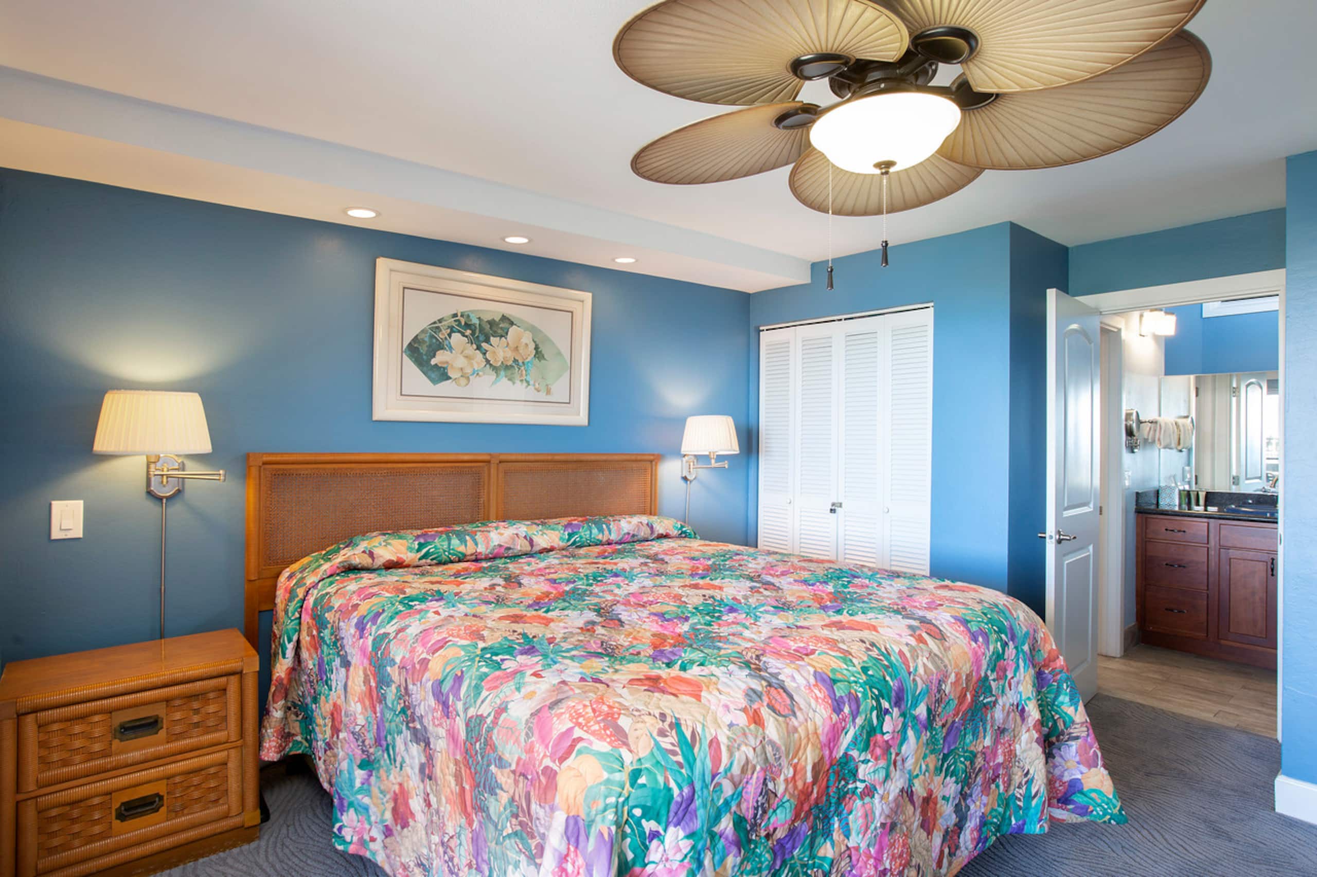 Condo in Lahaina · ★4.43 · 2 bedrooms · 4 beds · 2.5 private baths - Image 11