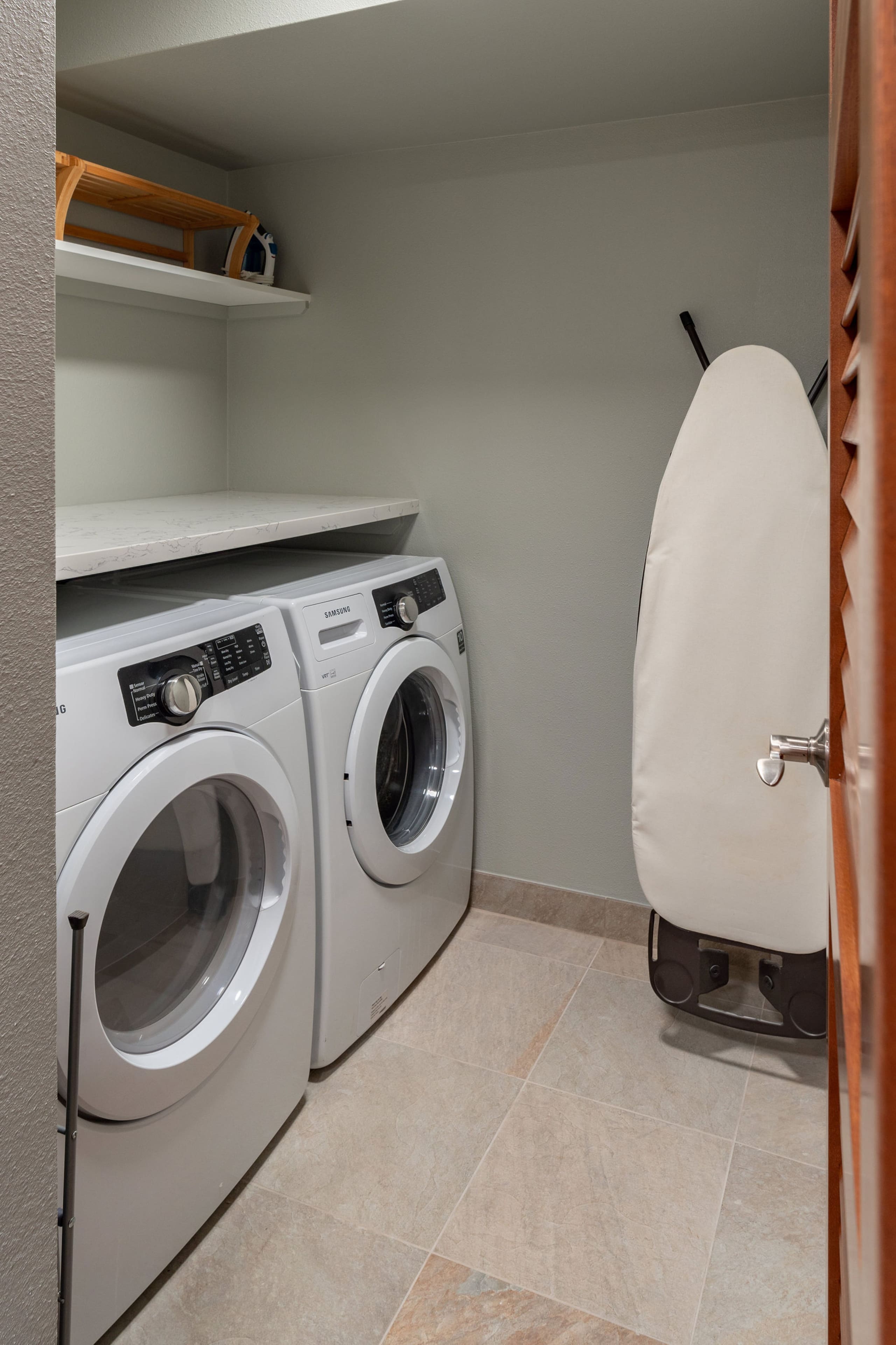 Condo in Lahaina · ★4.89 · 3 bedrooms · 5 beds · 3 private baths - Image 13