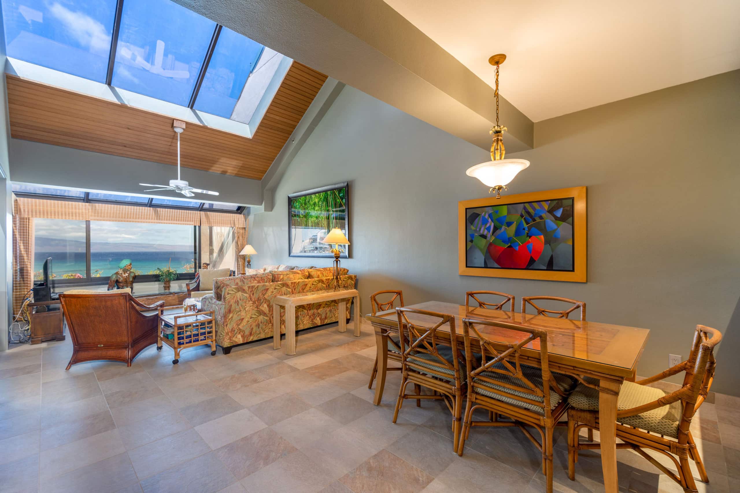 Condo in Lahaina · ★4.89 · 3 bedrooms · 5 beds · 3 private baths - Image 27