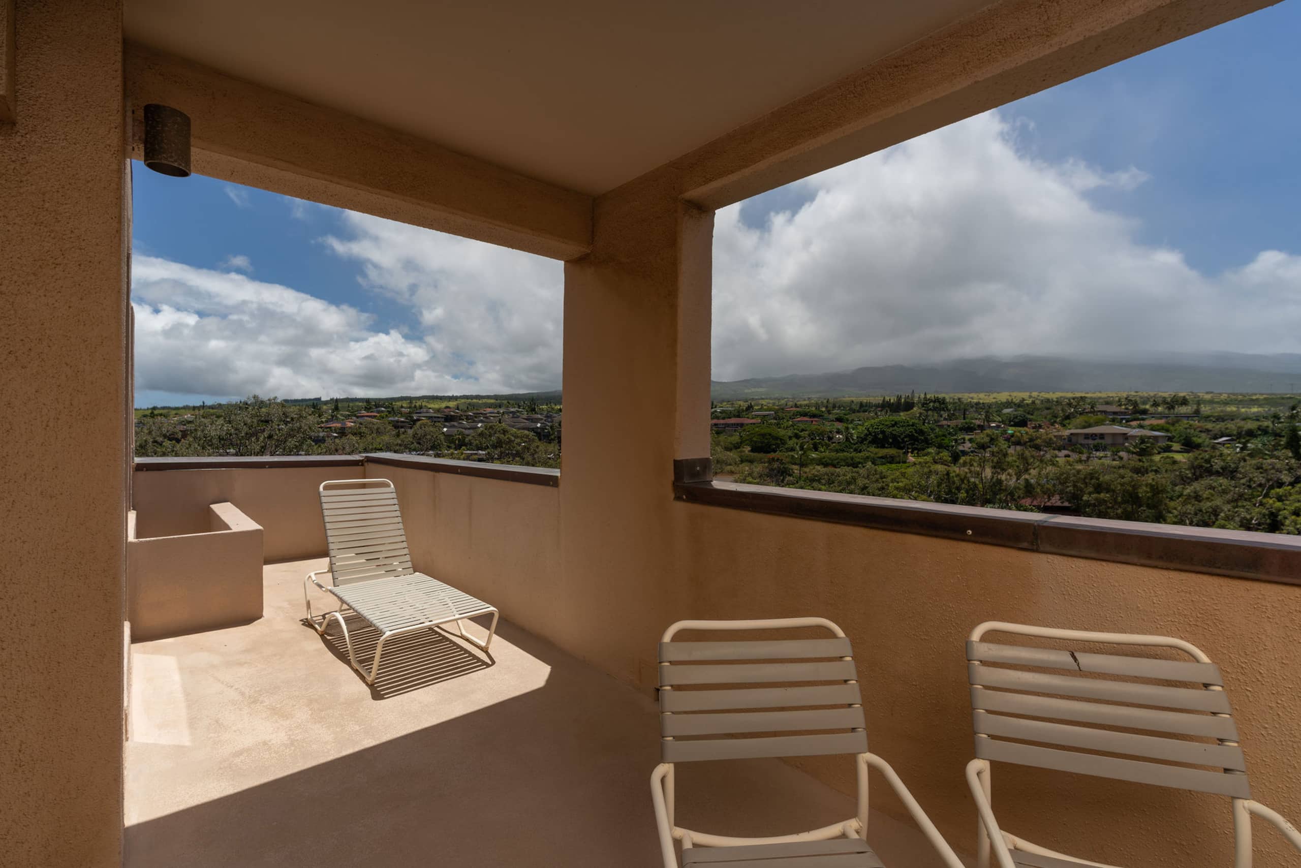 Condo in Lahaina · ★4.89 · 3 bedrooms · 5 beds · 3 private baths - Image 35