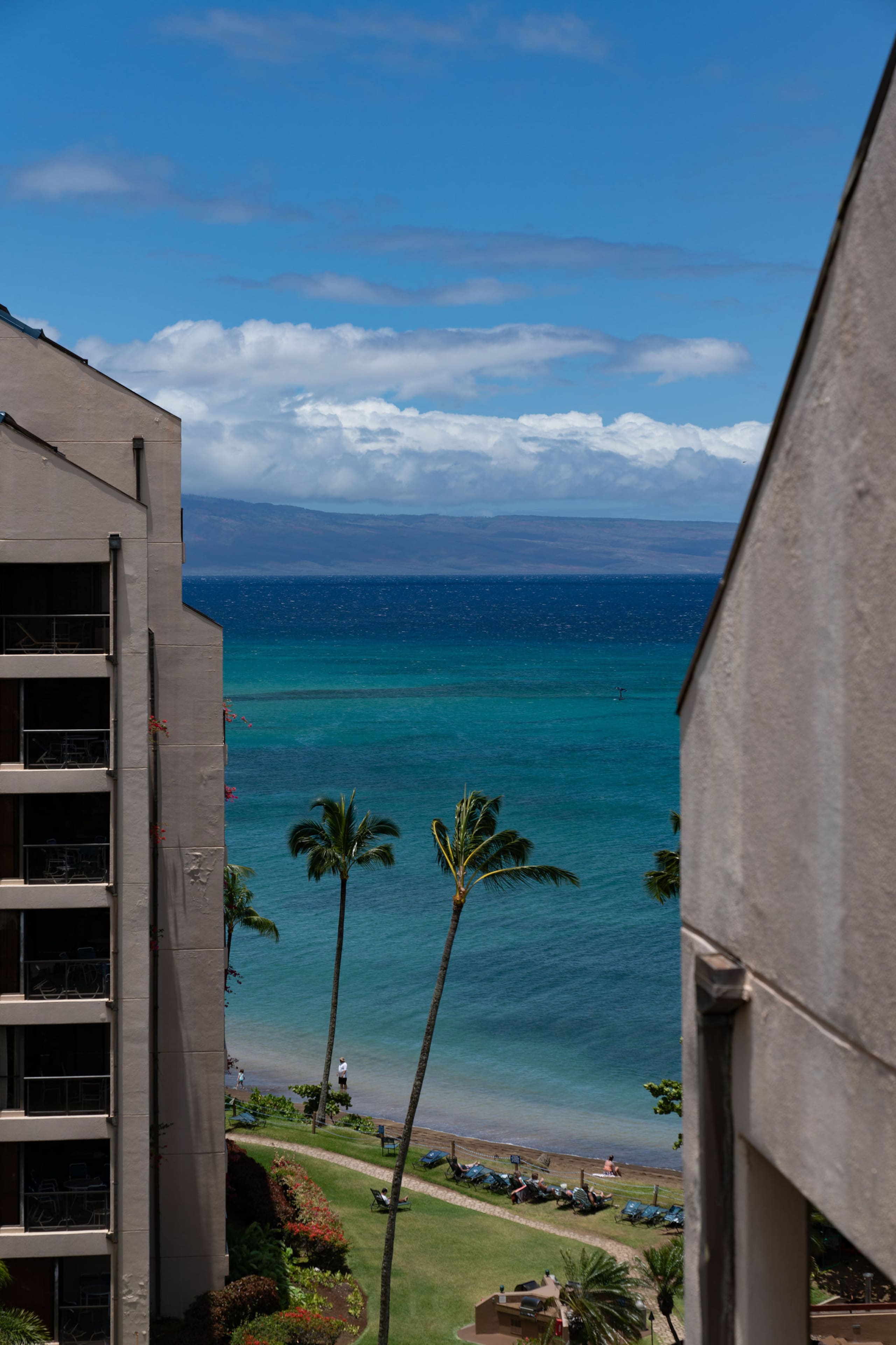 Condo in Lahaina · ★4.89 · 3 bedrooms · 5 beds · 3 private baths - Image 48