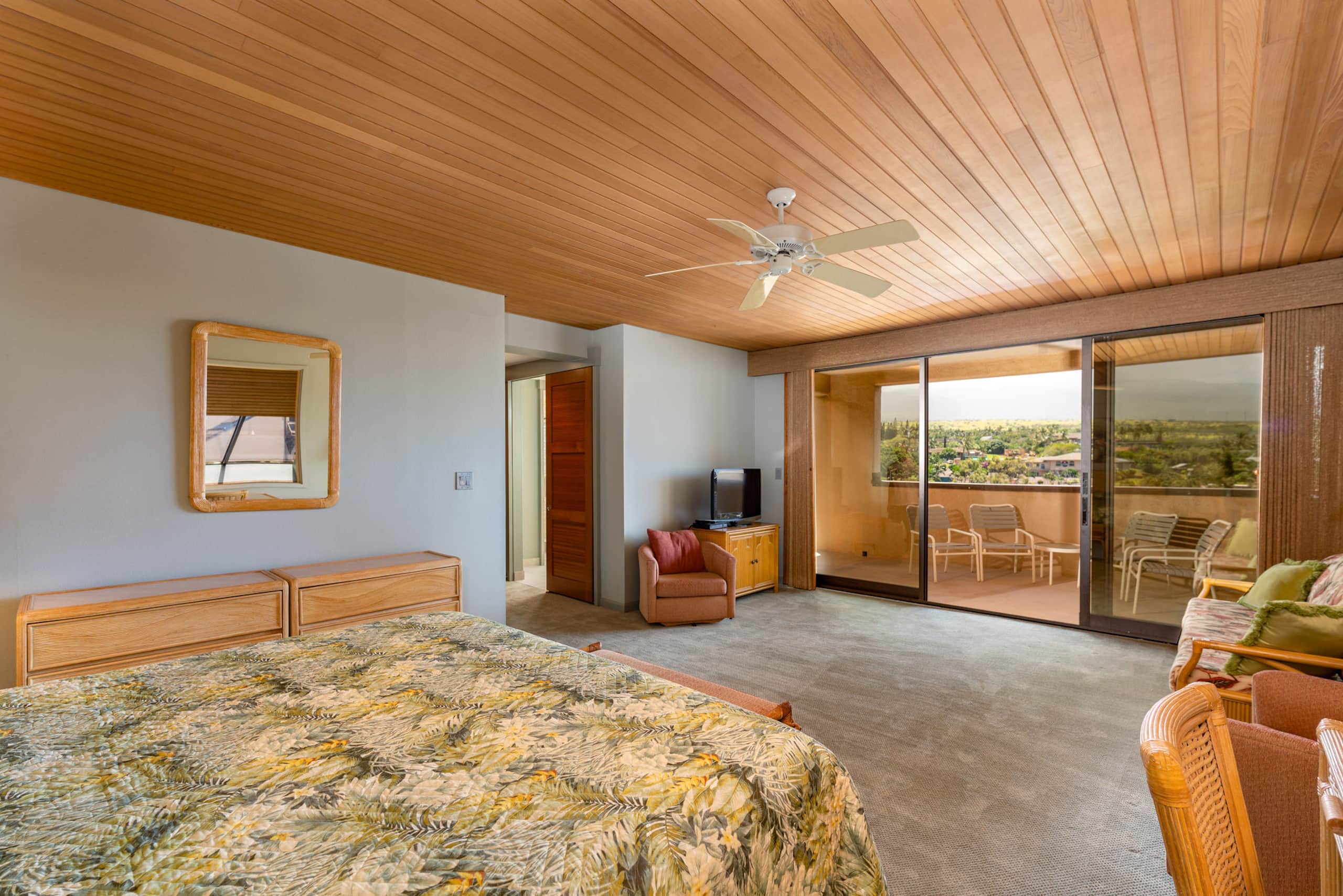 Condo in Lahaina · ★4.89 · 3 bedrooms · 5 beds · 3 private baths - Image 19
