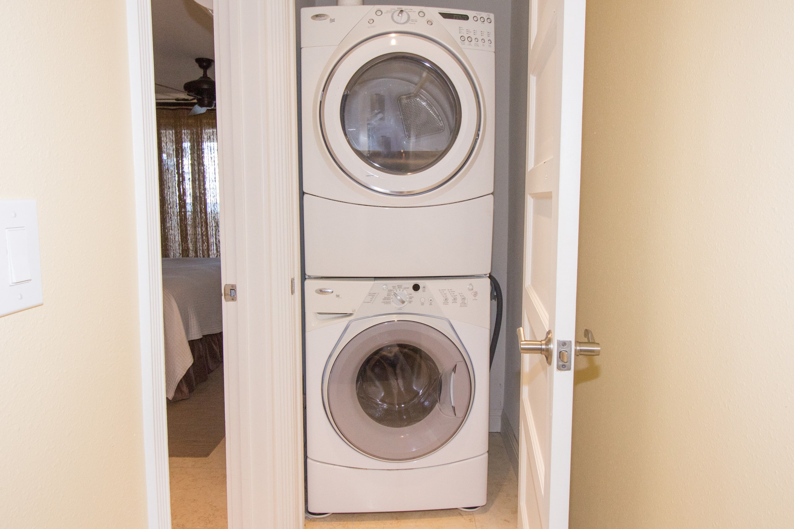 Condo in Lahaina · ★4.58 · 2 bedrooms · 4 beds · 2.5 baths - Image 18
