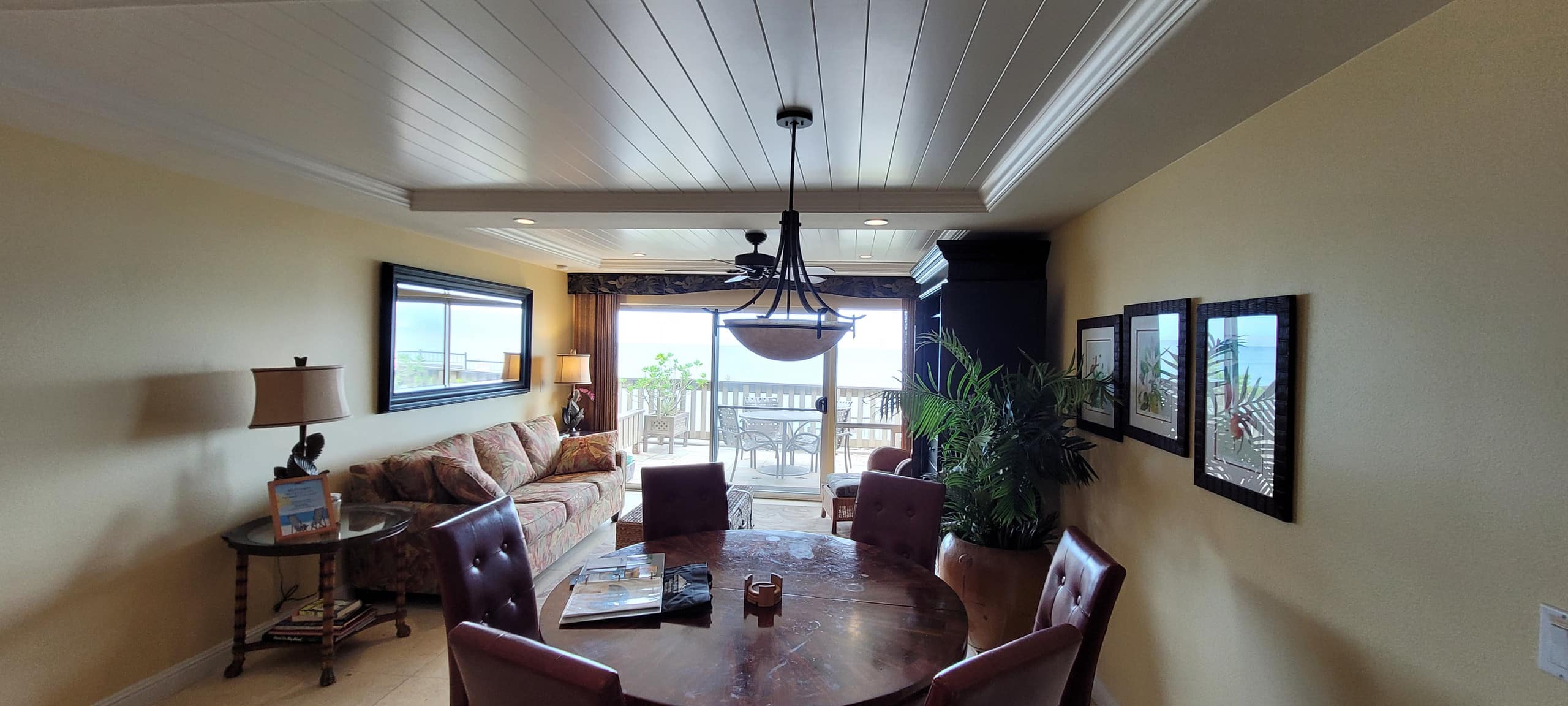 Condo in Lahaina · ★4.58 · 2 bedrooms · 4 beds · 2.5 baths - Image 1
