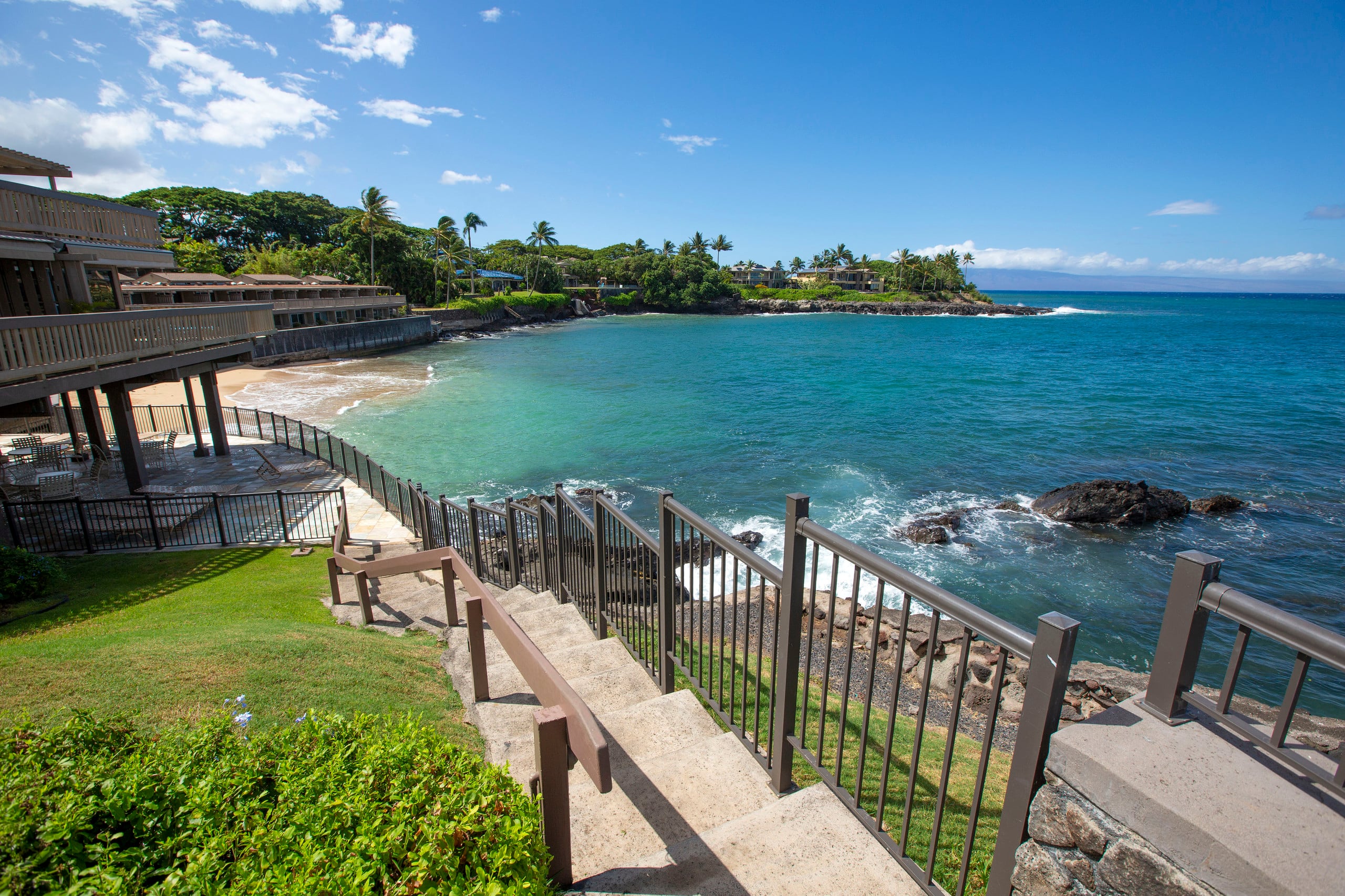 Condo in Lahaina · ★4.58 · 2 bedrooms · 4 beds · 2.5 baths - Image 24