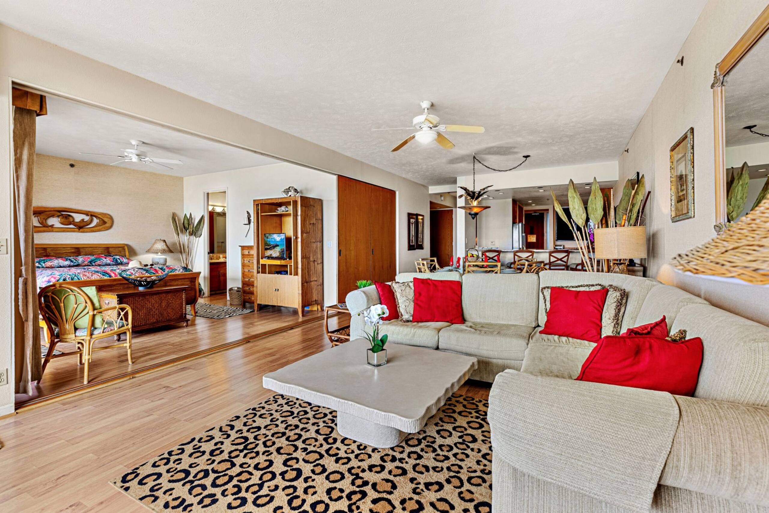 Condo in Lahaina · ★4.29 · 2 bedrooms · 2 beds · 2 baths - Image 7