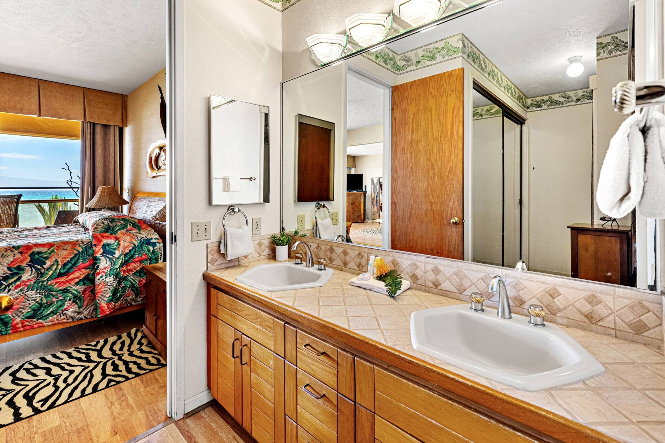 Condo in Lahaina · ★4.29 · 2 bedrooms · 2 beds · 2 baths - Image 27