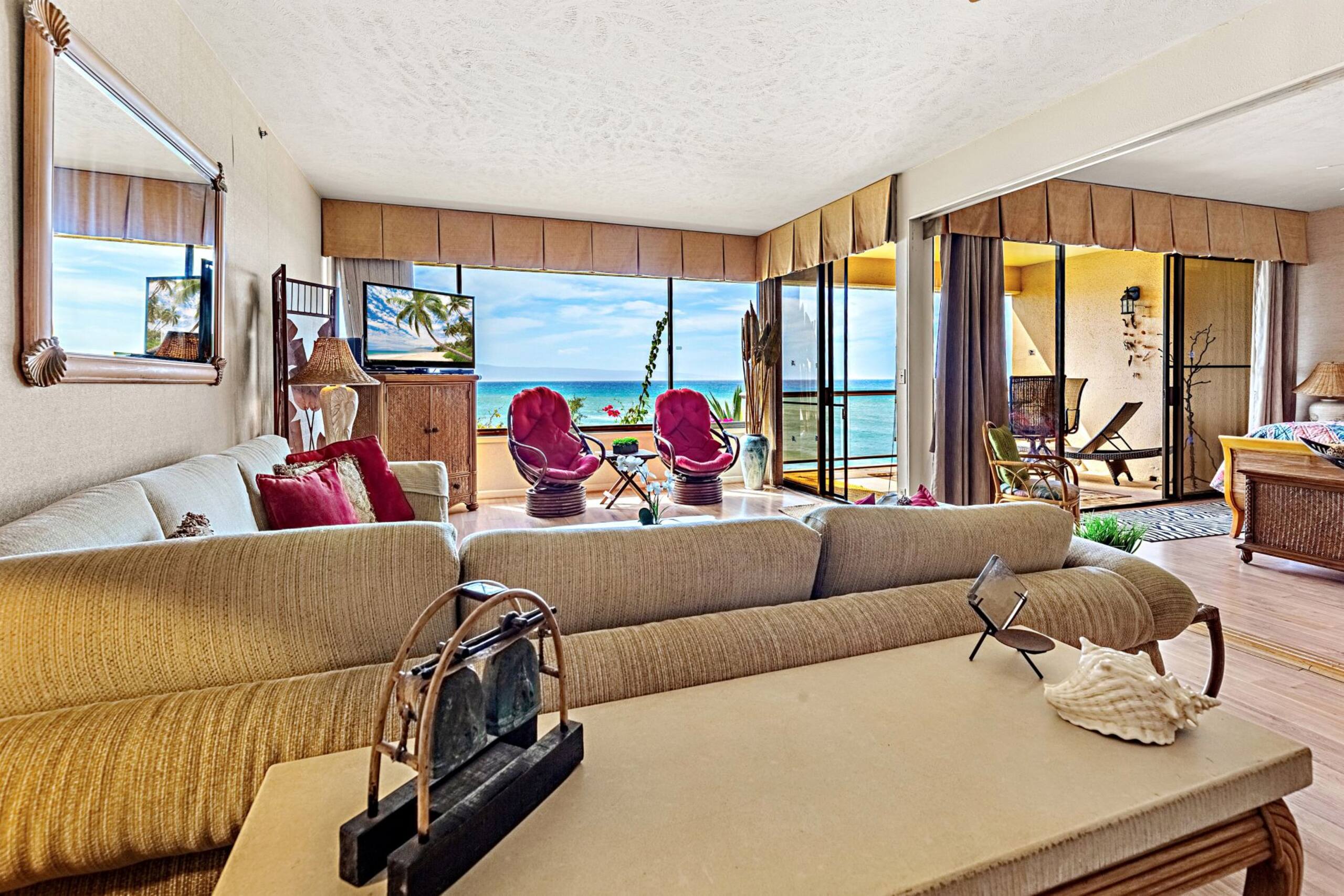 Condo in Lahaina · ★4.29 · 2 bedrooms · 2 beds · 2 baths - Image 8