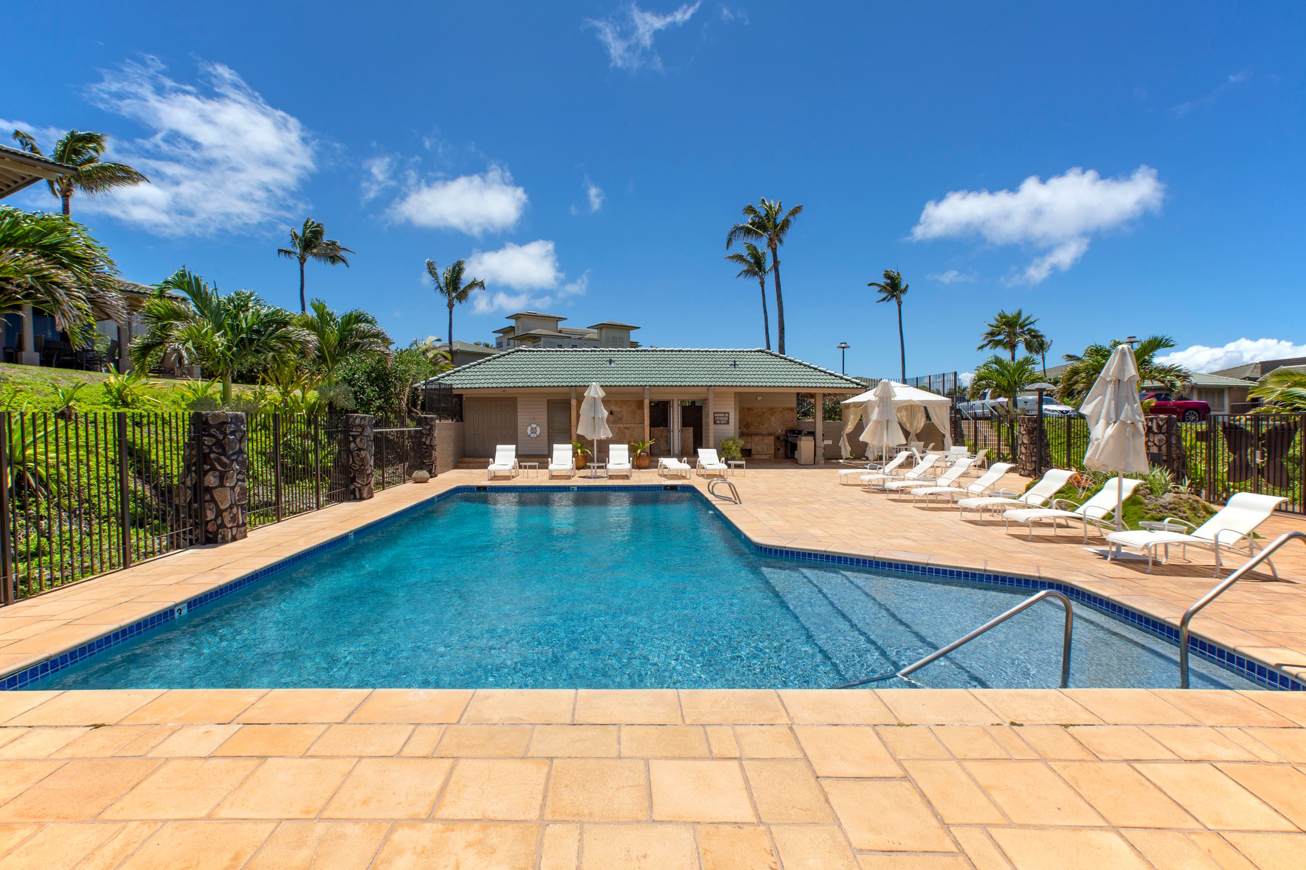 Condo in Lahaina · ★4.65 · 2 bedrooms · 3 beds · 2.5 baths - Image 11