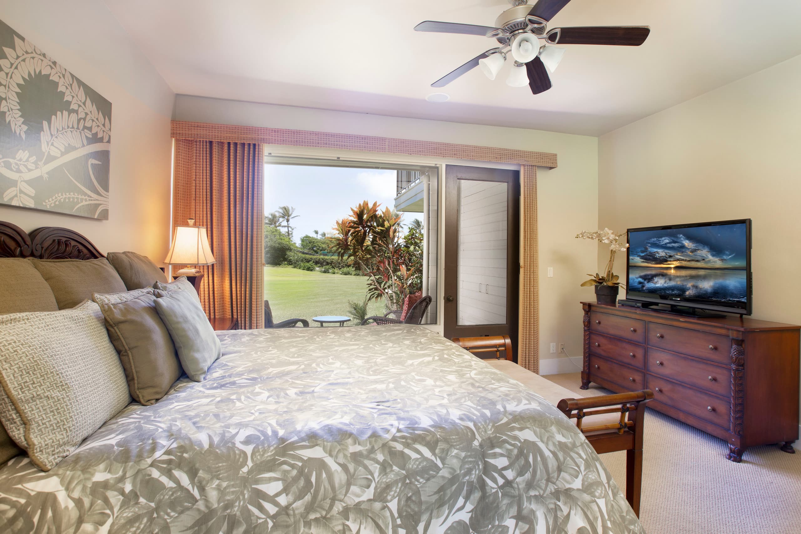 Condo in Lahaina · ★4.65 · 2 bedrooms · 3 beds · 2.5 baths - Image 8