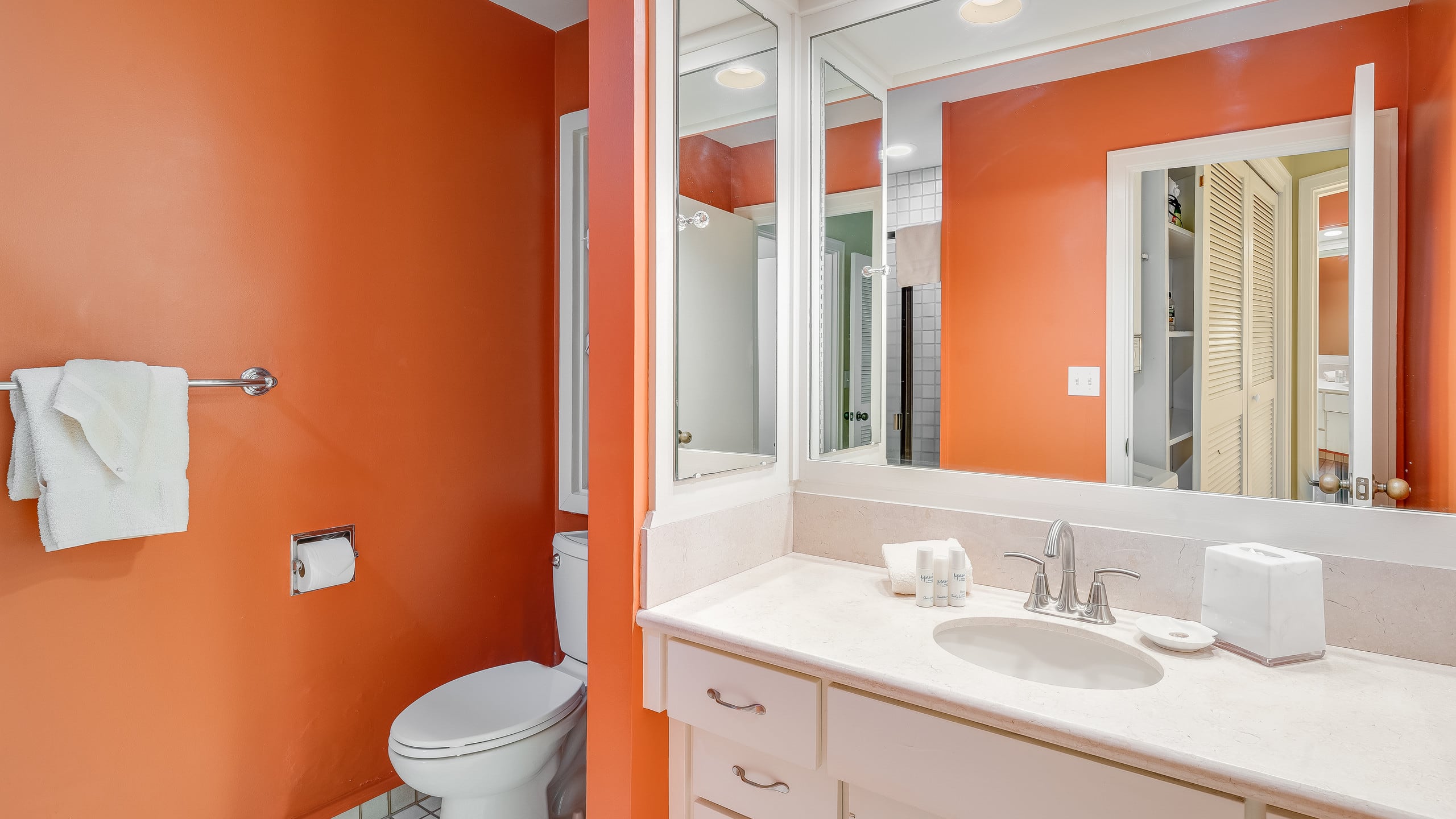 Condo in Lahaina · ★4.79 · 2 bedrooms · 3 beds · 3 private baths - Image 13