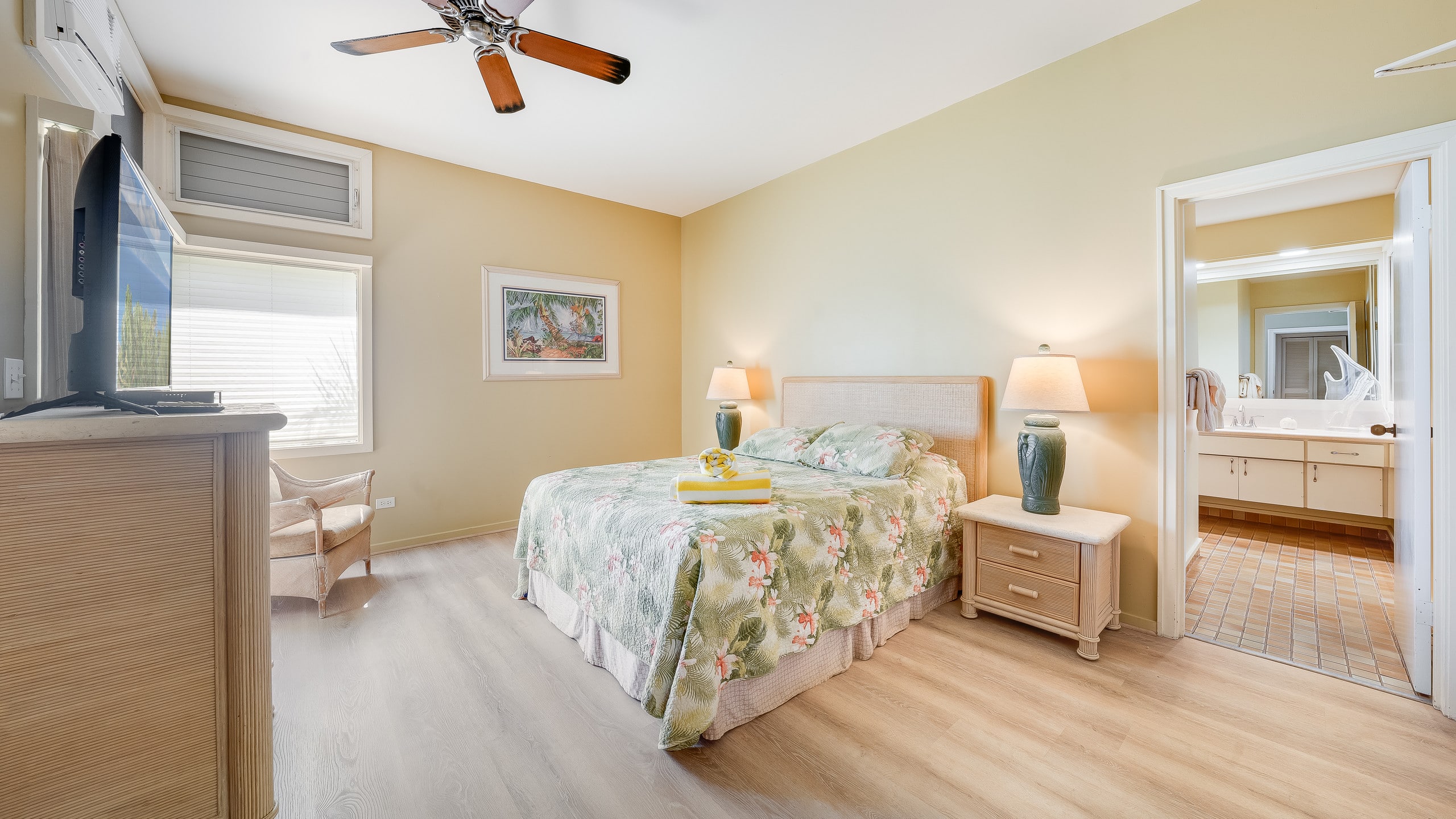 Condo in Lahaina · ★4.79 · 2 bedrooms · 3 beds · 3 private baths - Image 10