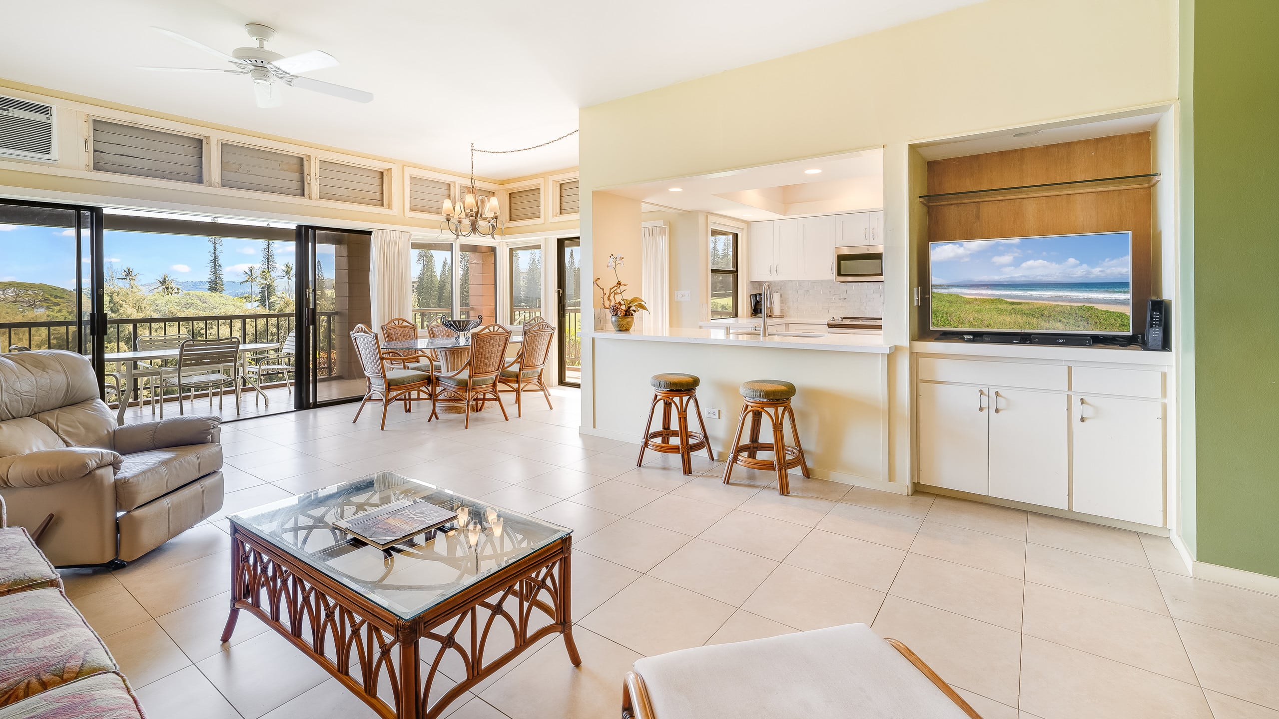 Condo in Lahaina · ★4.79 · 2 bedrooms · 3 beds · 3 private baths - Image 14