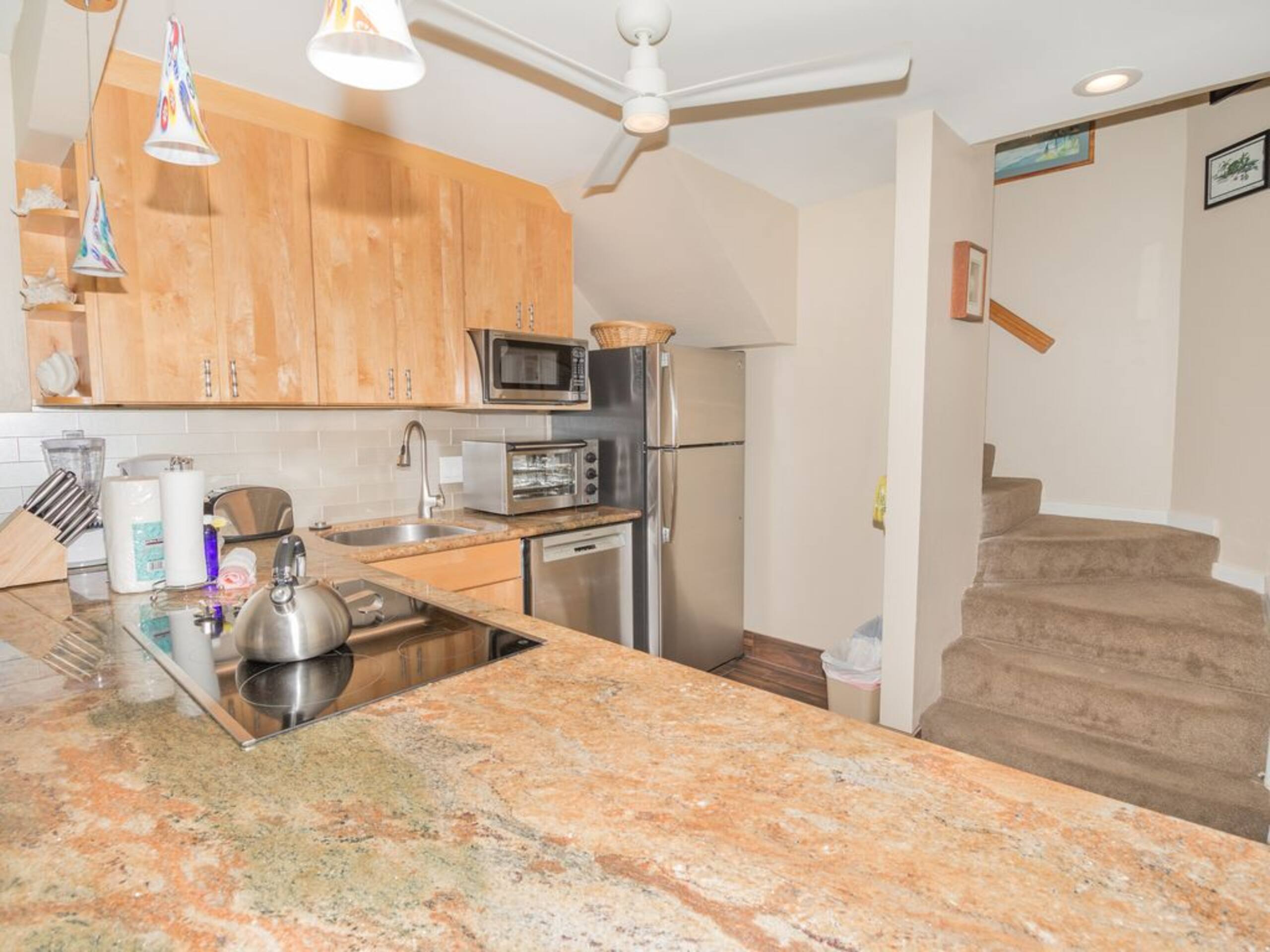 Condo in Lahaina · ★4.0 · 2 bedrooms · 4 beds · 2 baths - Image 8
