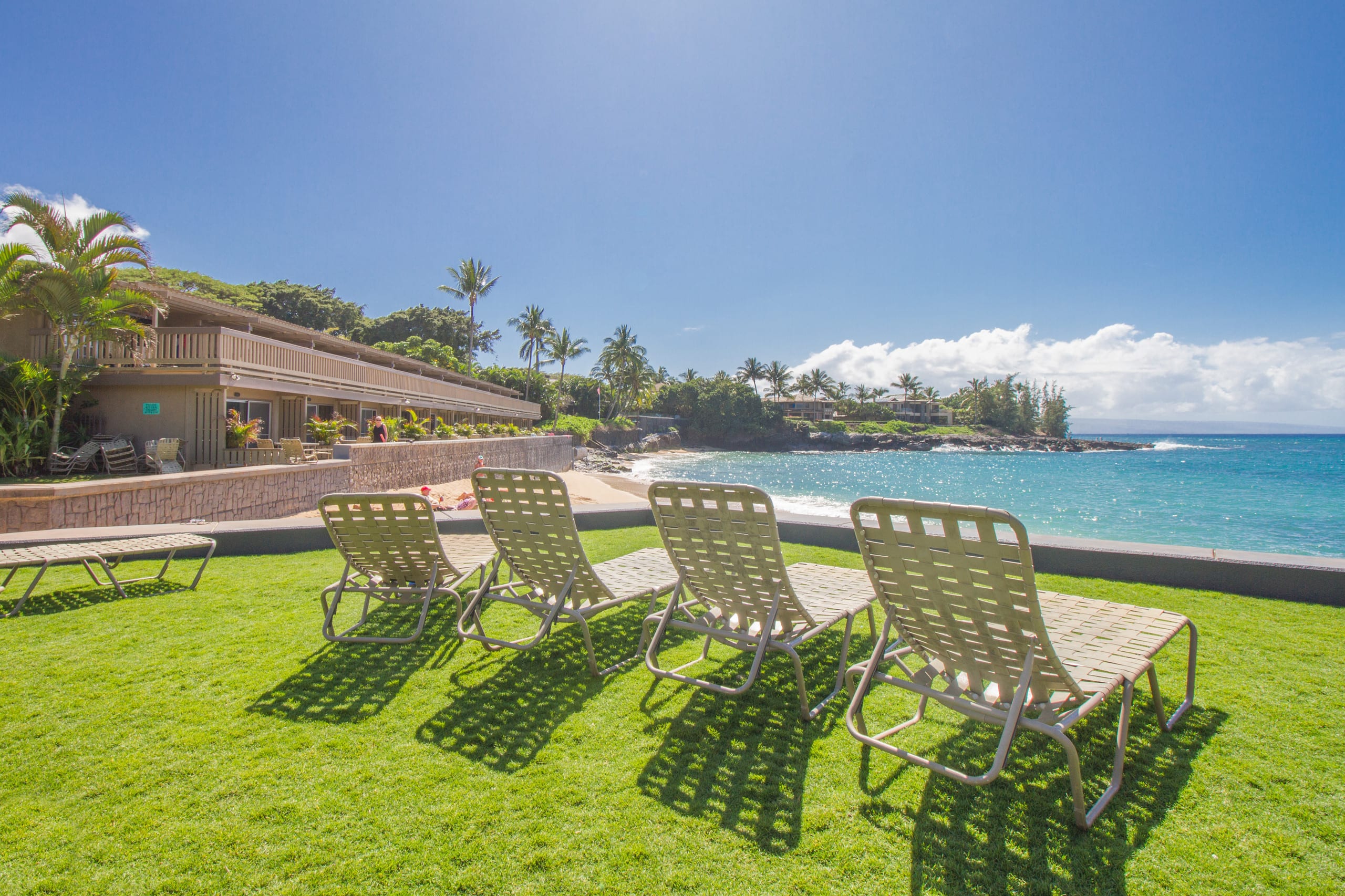 Condo in Lahaina · ★4.11 · 2 bedrooms · 4 beds · 2.5 baths - Image 48