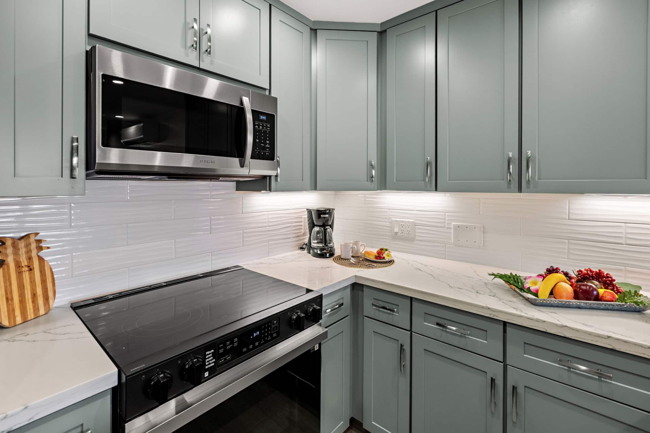 Condo in Lahaina · ★4.11 · 2 bedrooms · 4 beds · 2.5 baths - Image 14
