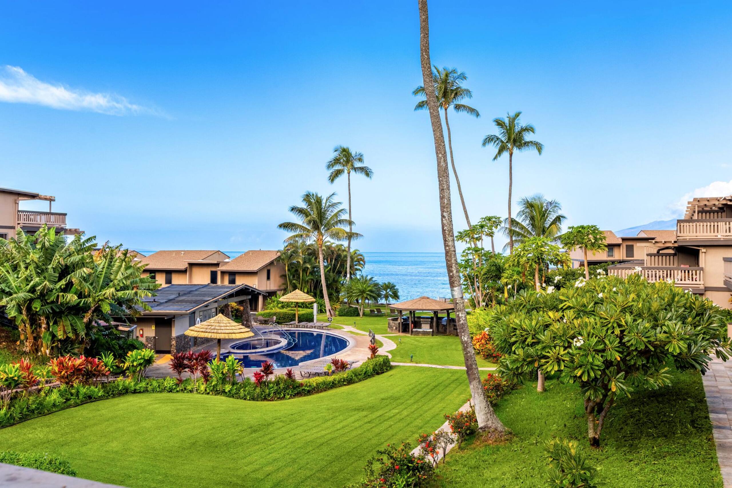 Condo in Lahaina · ★4.11 · 2 bedrooms · 4 beds · 2.5 baths - Image 39