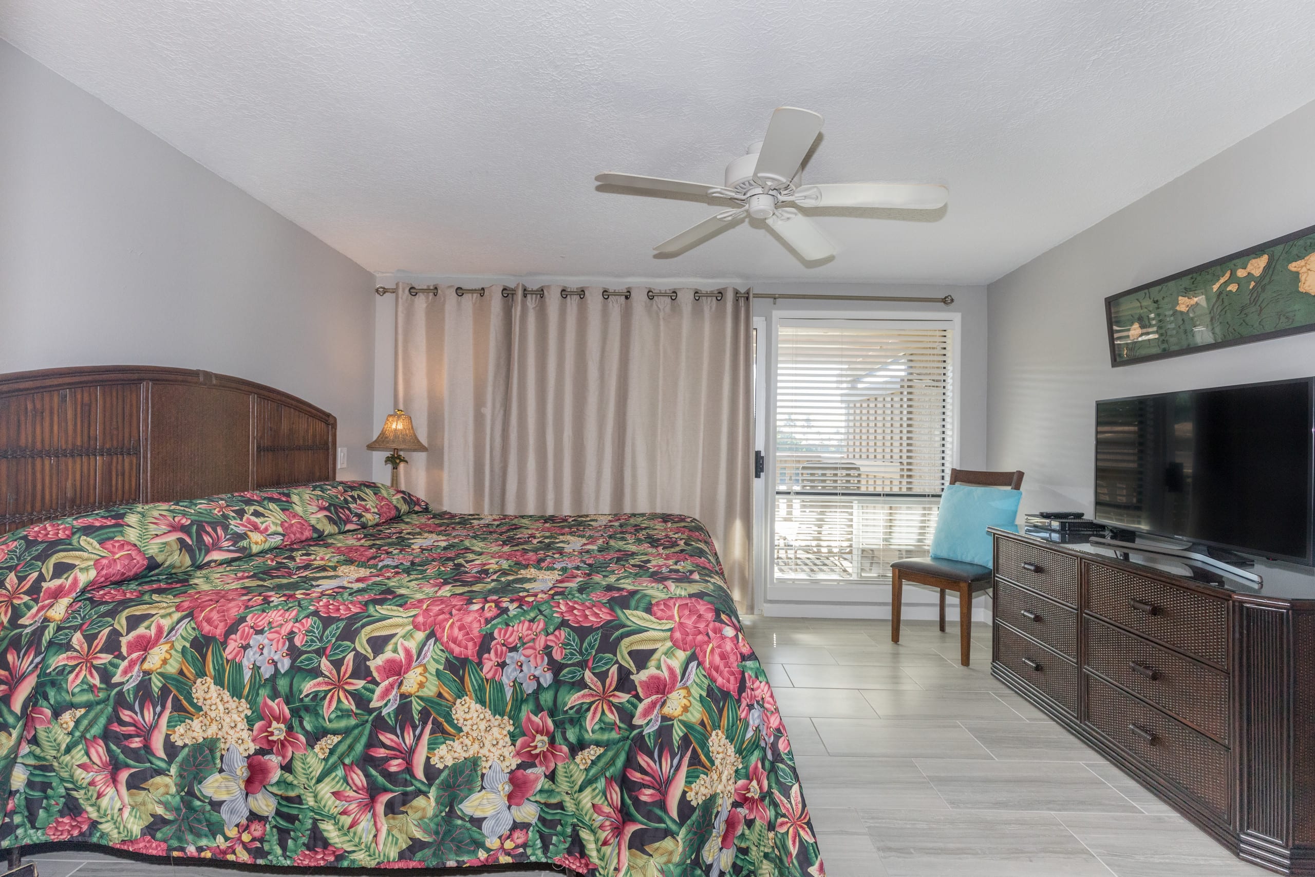Condo in Lahaina · ★4.67 · 2 bedrooms · 4 beds · 2.5 baths - Image 10