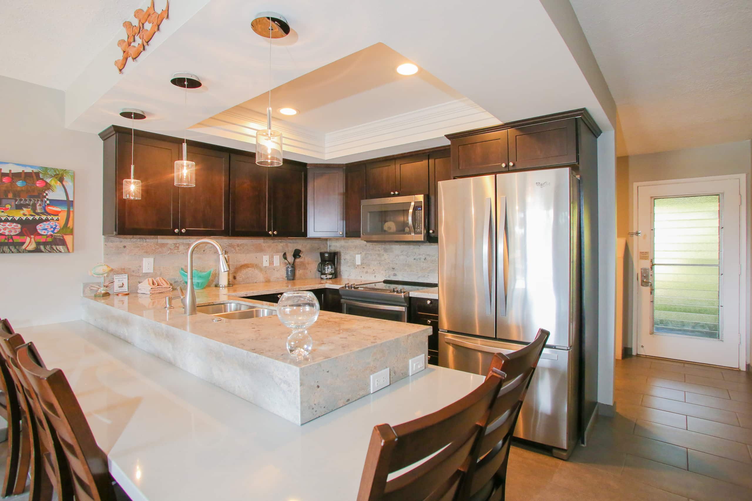 Condo in Lahaina · ★4.67 · 2 bedrooms · 4 beds · 2.5 baths - Image 1