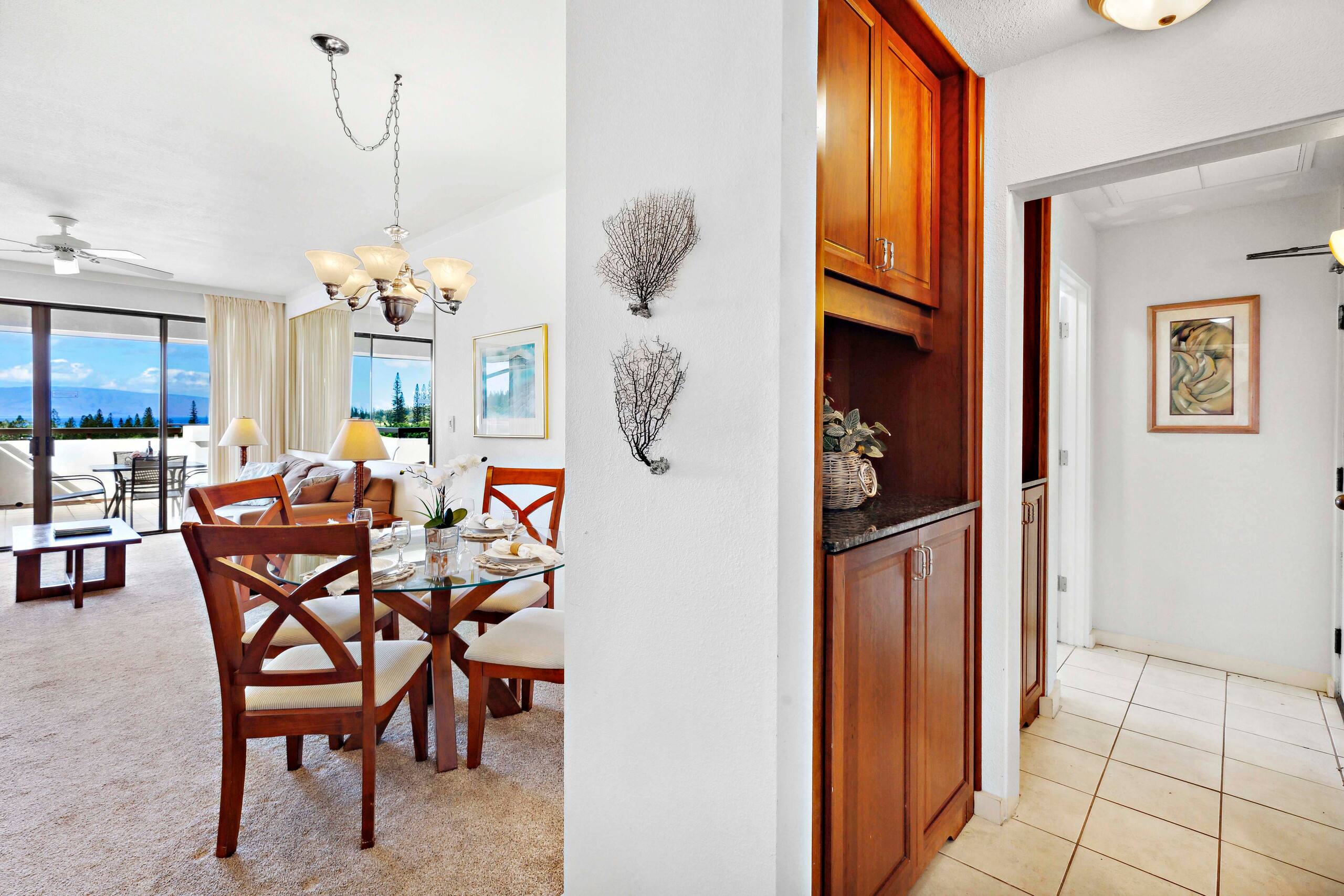 Condo in Lahaina · ★4.3 · 1 bedroom · 2 beds · 2 private baths - Image 13
