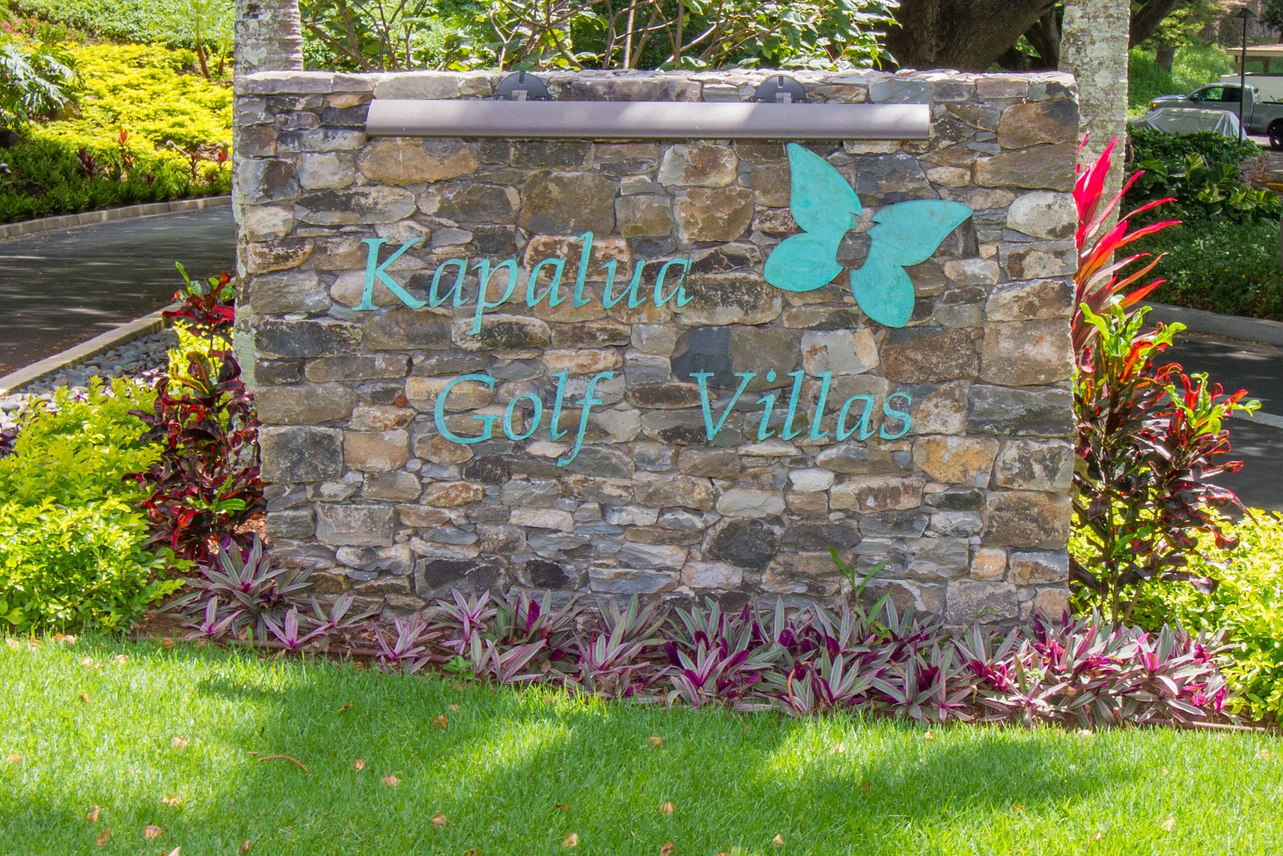 Condo in Lahaina · ★4.3 · 1 bedroom · 2 beds · 2 private baths - Image 18