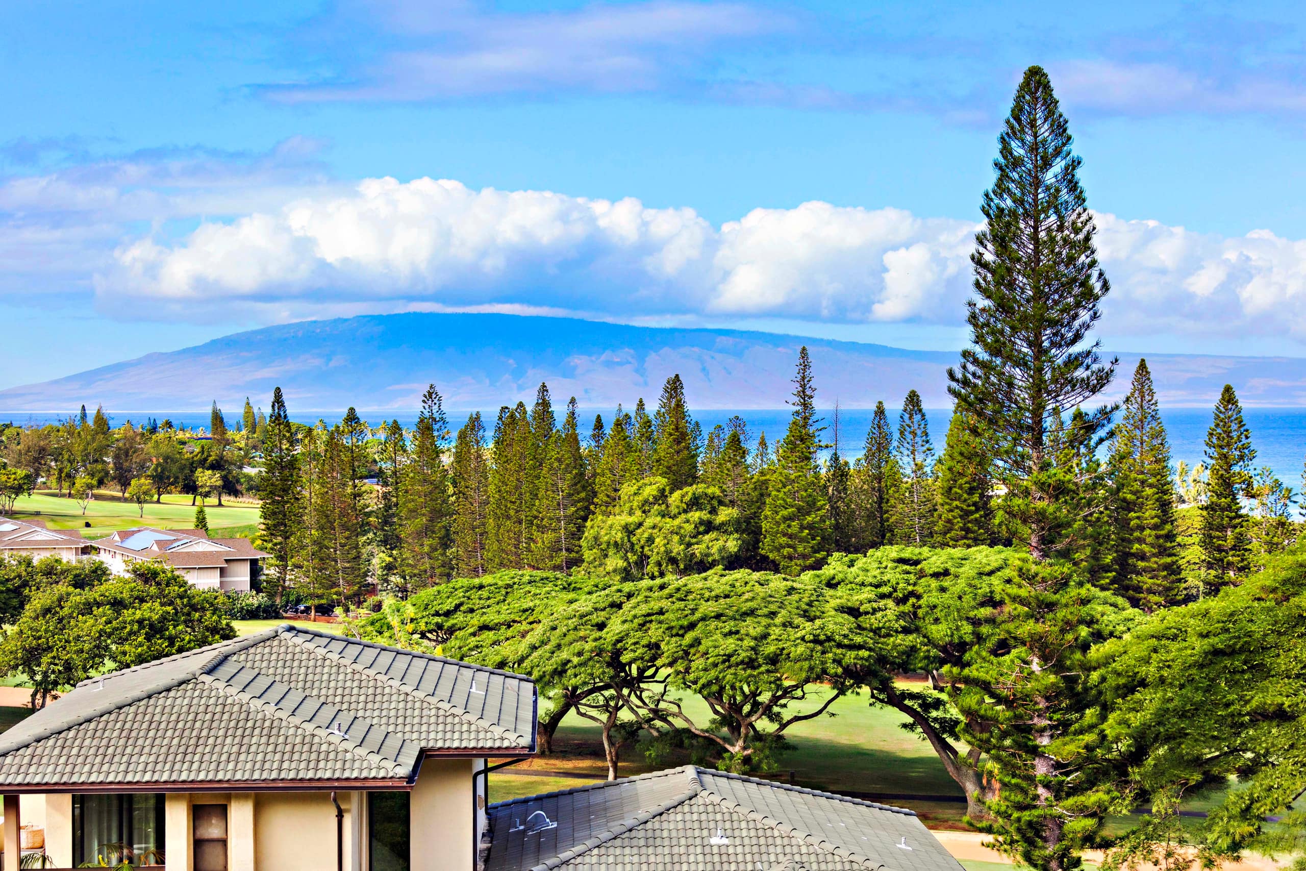 Condo in Lahaina · ★4.3 · 1 bedroom · 2 beds · 2 private baths - Image 1