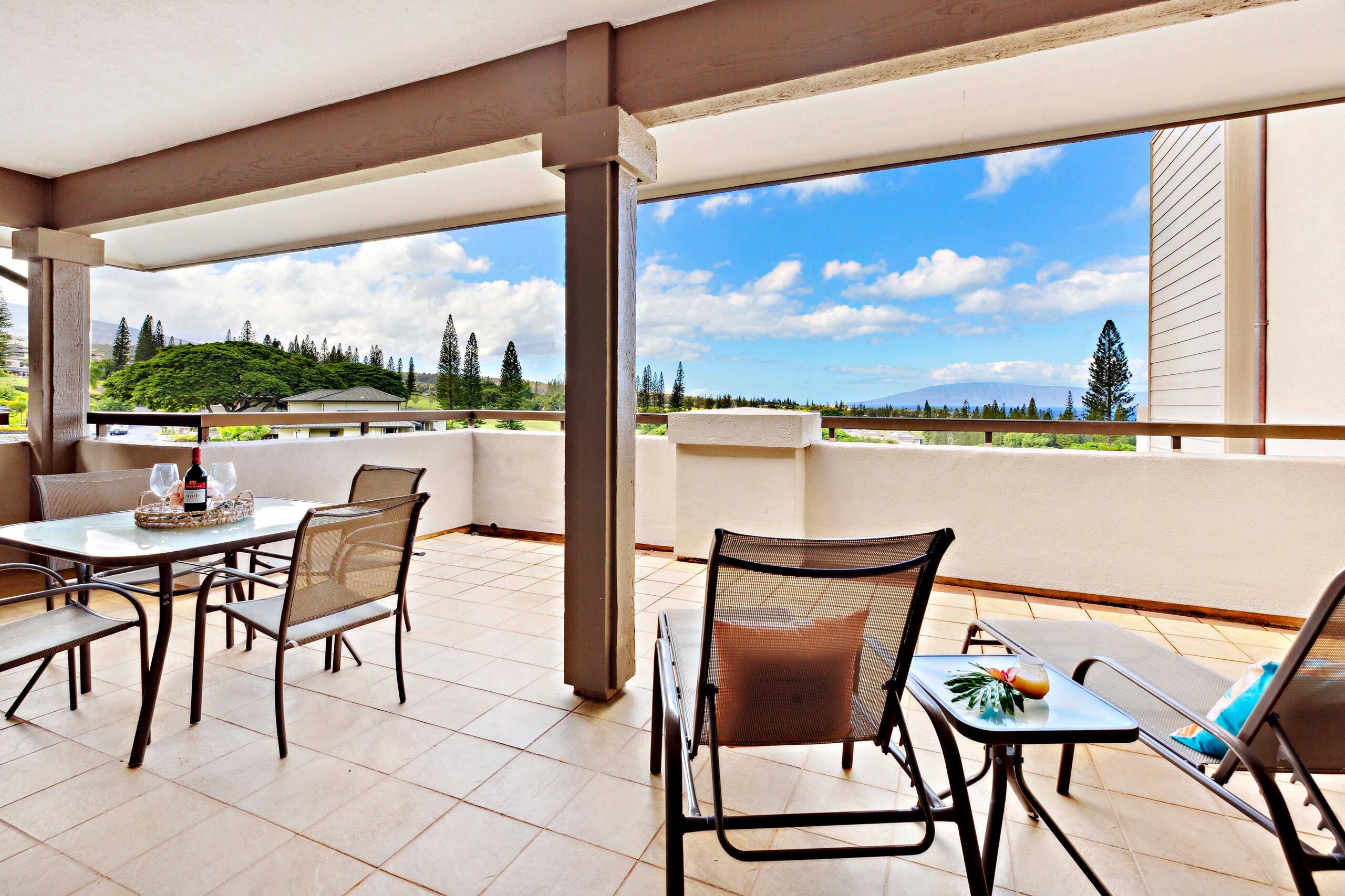 Condo in Lahaina · ★4.3 · 1 bedroom · 2 beds · 2 private baths - Image 41