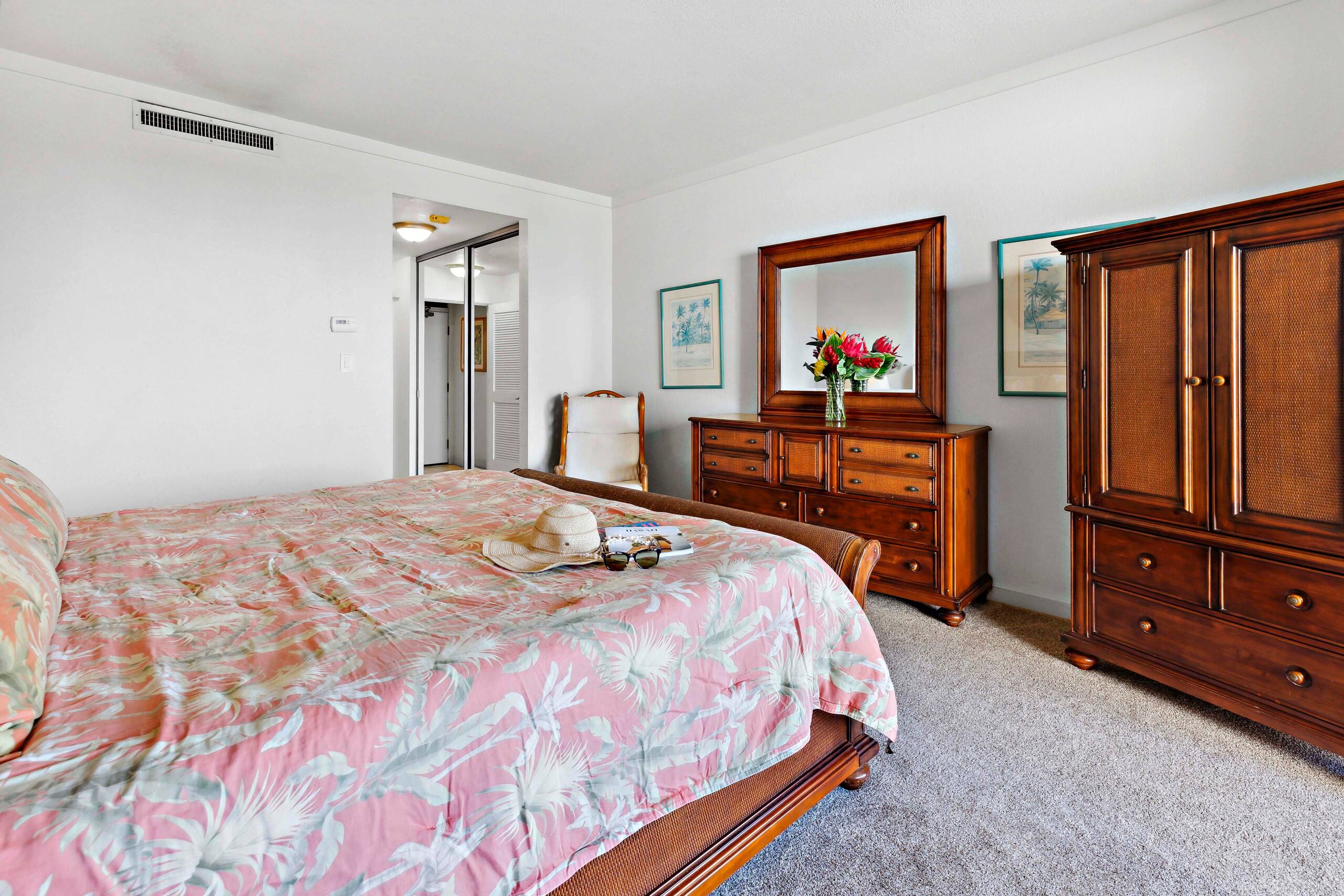Condo in Lahaina · ★4.3 · 1 bedroom · 2 beds · 2 private baths - Image 40